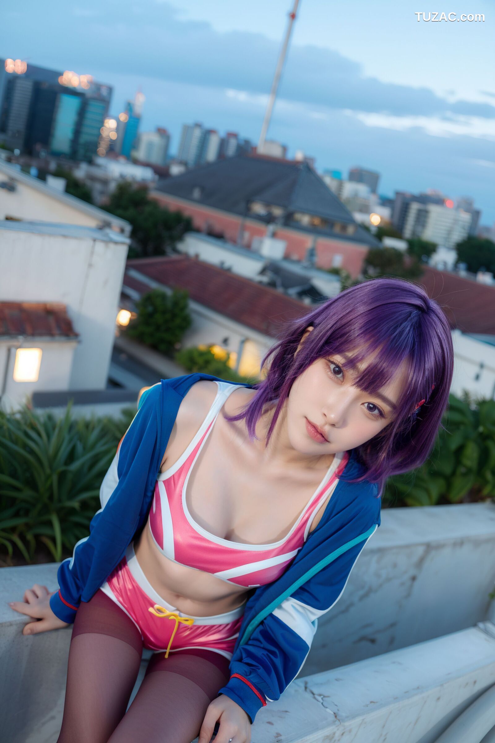 AI美女-拟实-蓝色外套粉色运行背心短裤紫色短发美女