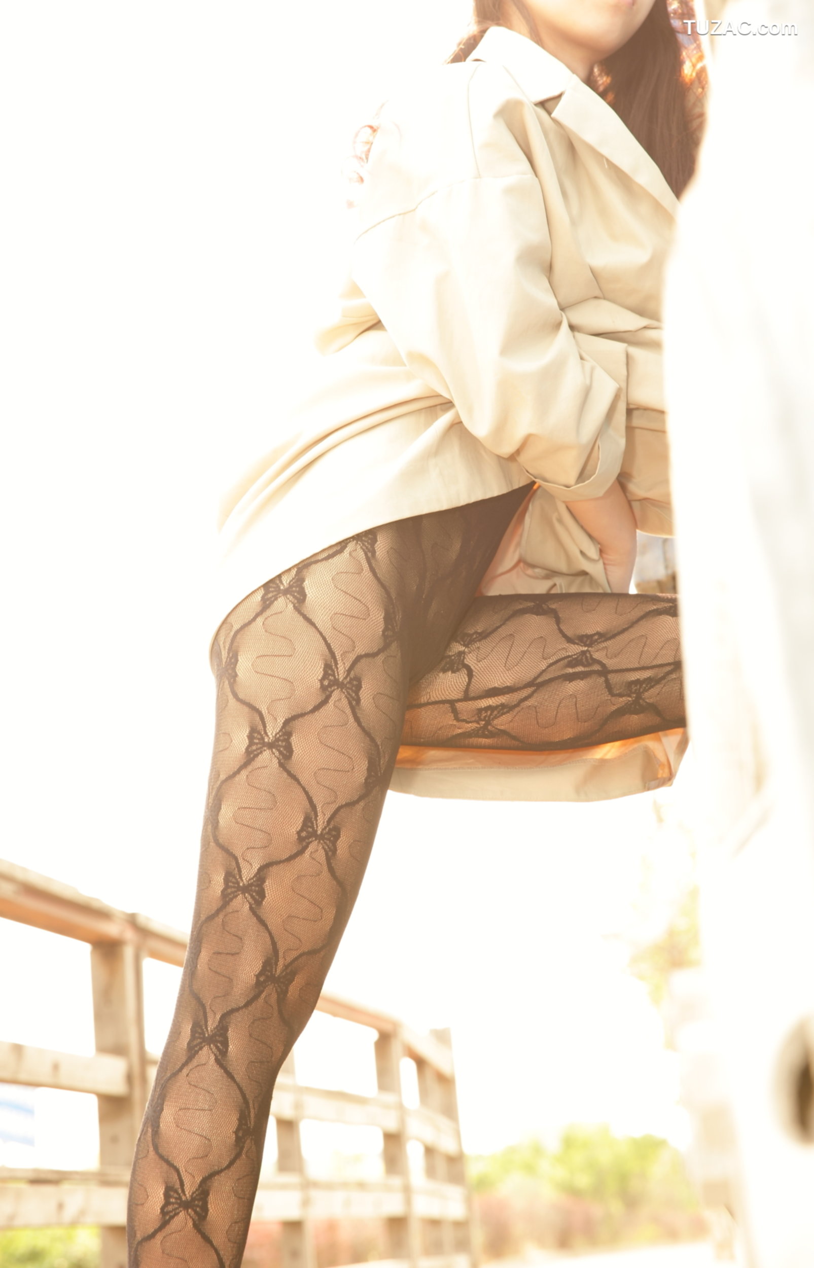 AISS爱丝-F4008-《路边，你撕开了我的连体丝袜》