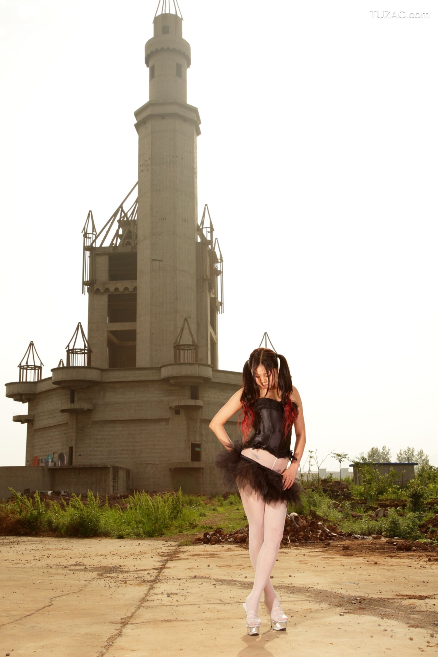 AISS爱丝-F4019-《古堡媚丝》