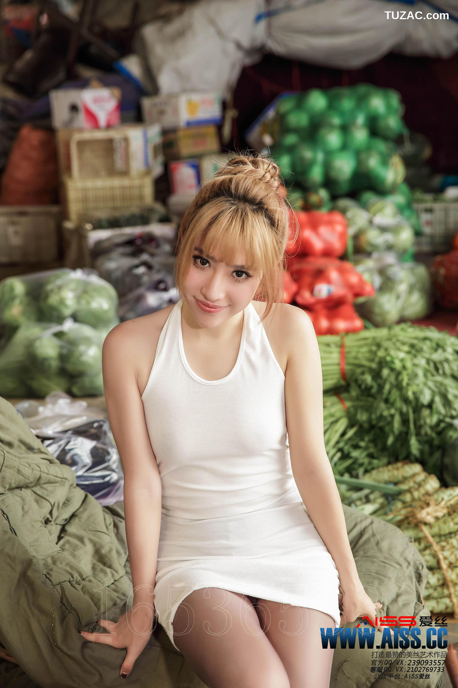 AISS爱丝-F6012-何冉-《闹市-美丝》