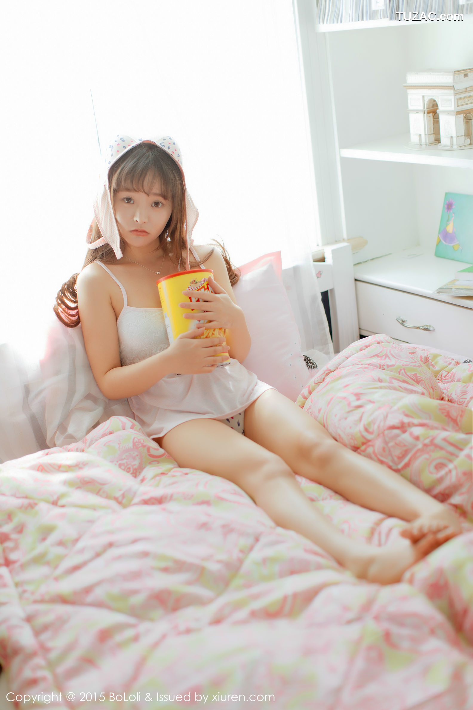 BoLoli波萝社-vol.002-柳侑绮sevenbaby-性感小内衣-白色吊带睡衣