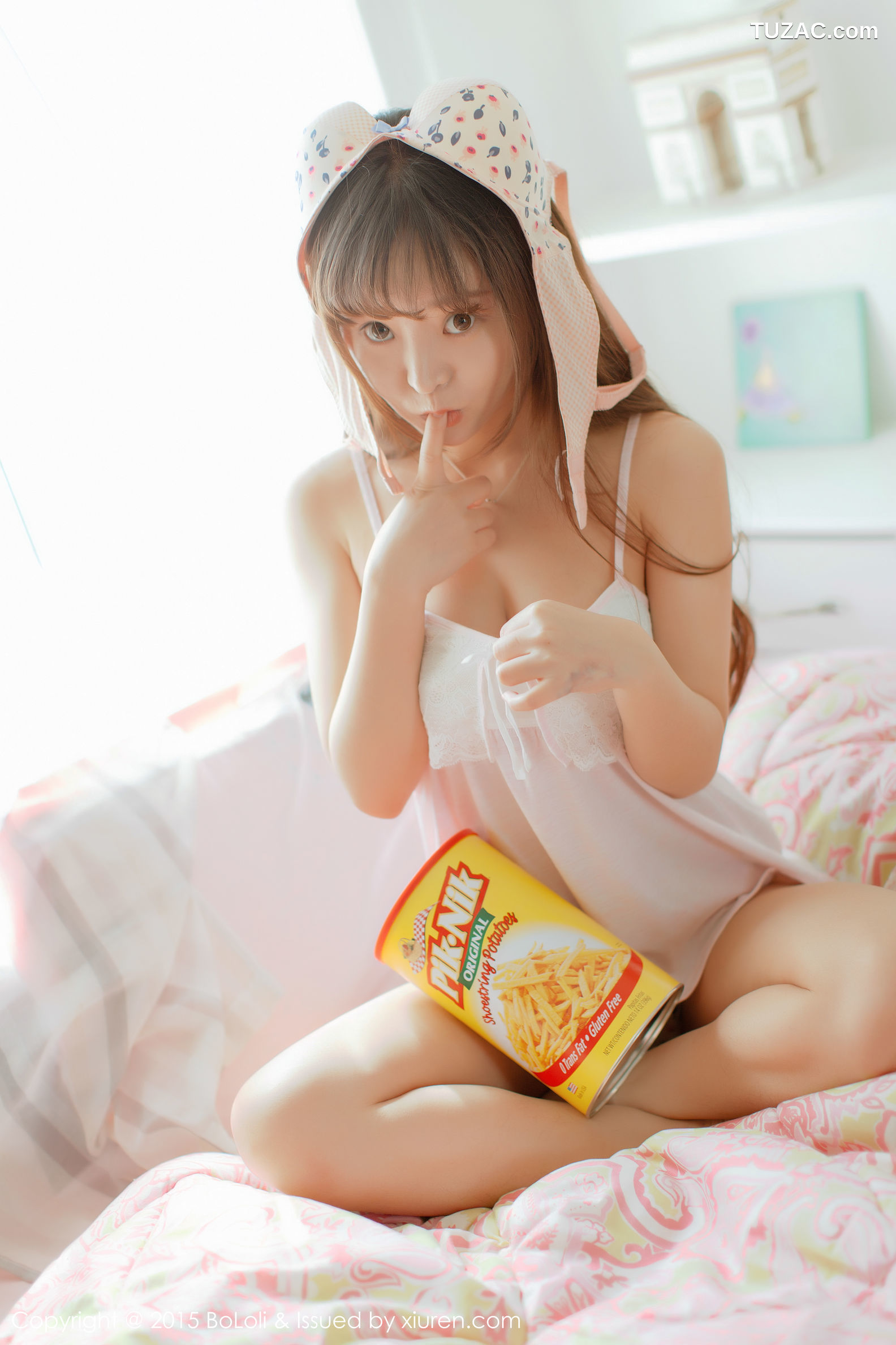 BoLoli波萝社-vol.002-柳侑绮sevenbaby-性感小内衣-白色吊带睡衣