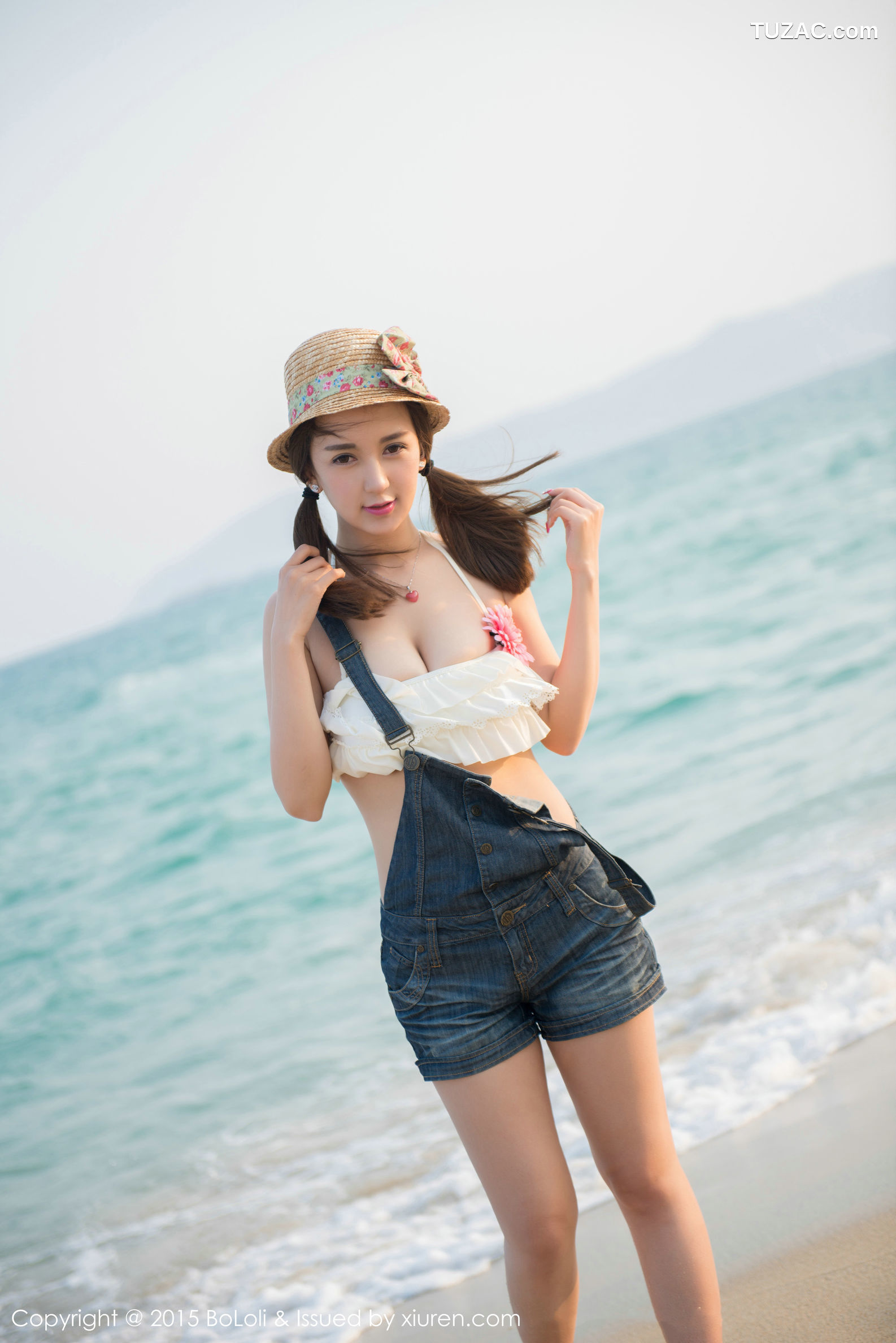 BoLoli波萝社-vol.015-monkey_小潘鼠-三亚旅拍又萌又美外拍系列-