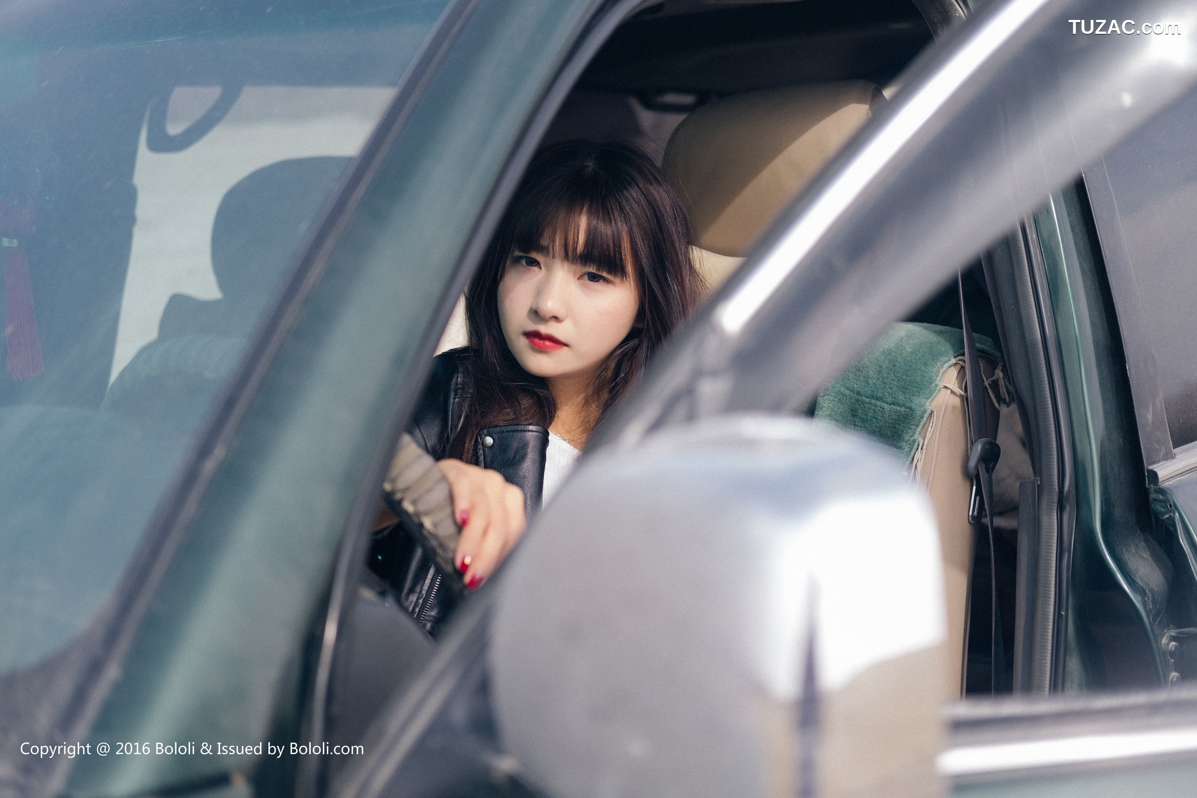 Kimoe激萌文化-010-周闻-球球《沙漠机车女》