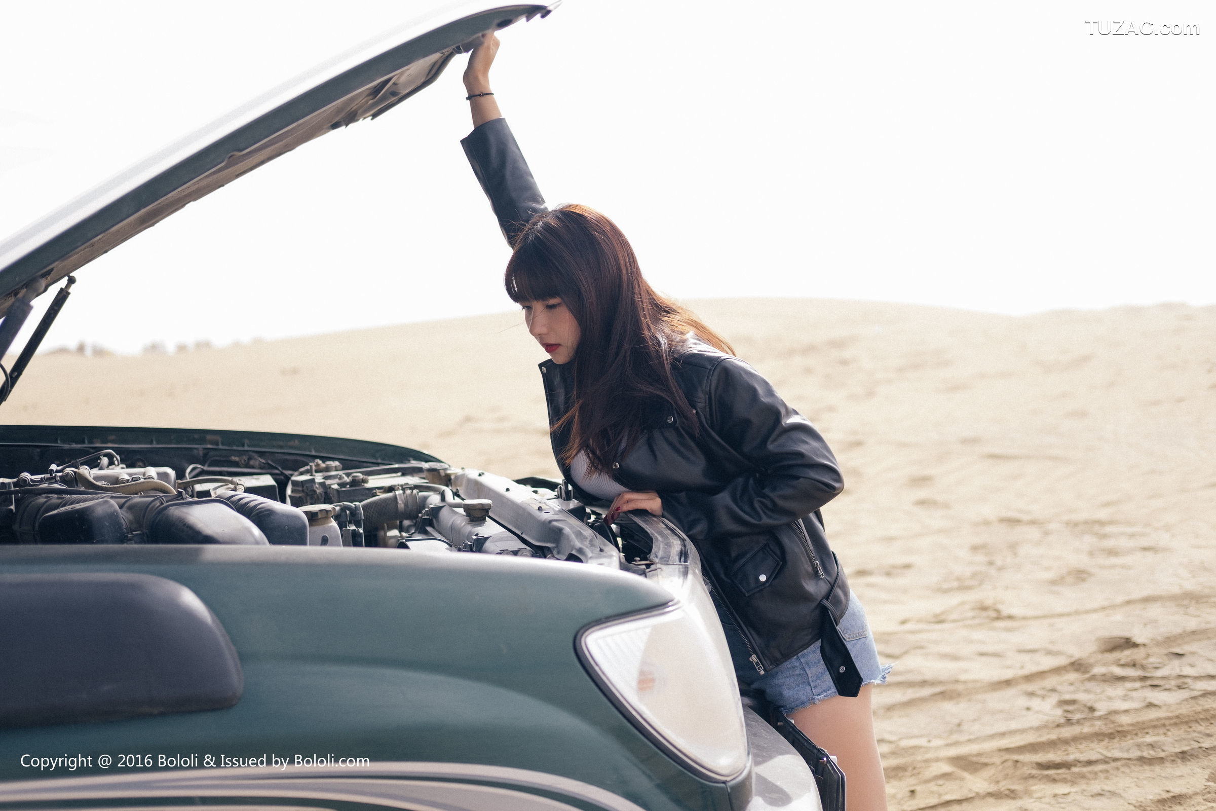 Kimoe激萌文化-010-周闻-球球《沙漠机车女》