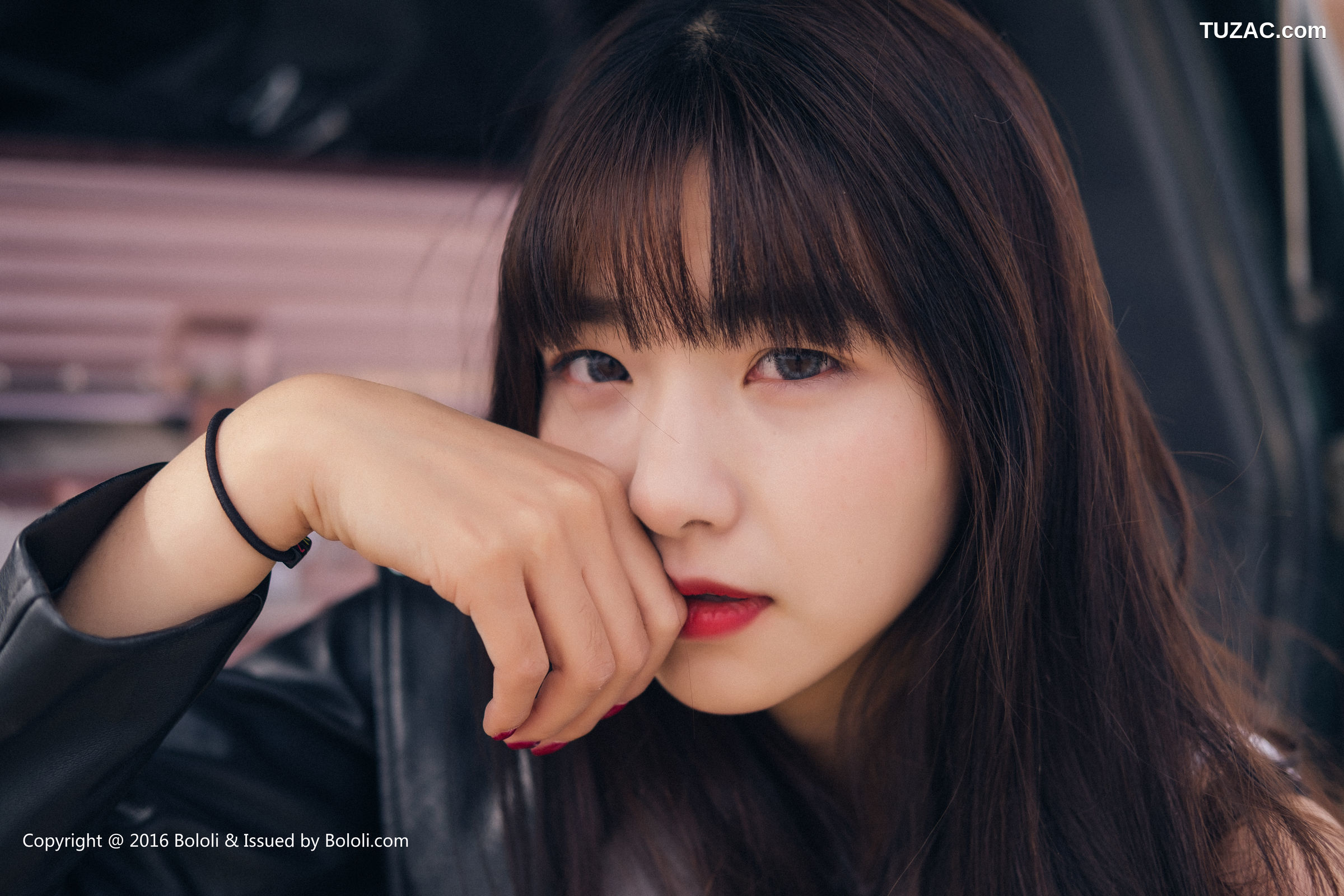 Kimoe激萌文化-010-周闻-球球《沙漠机车女》