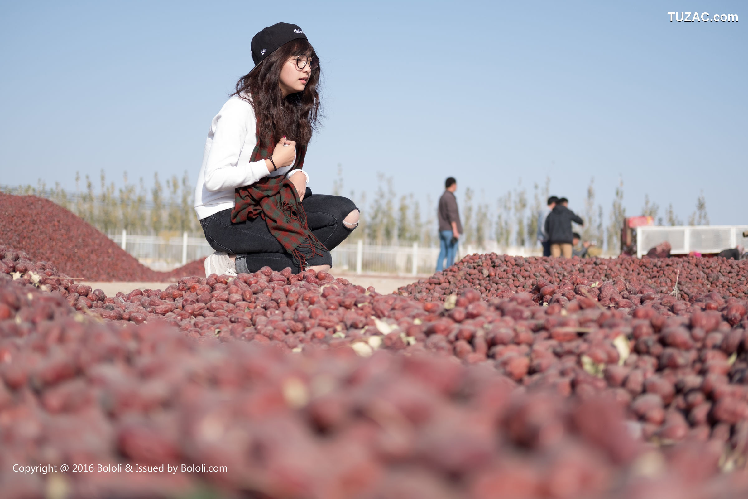 Kimoe激萌文化-014-周闻-球球《穿毛衣变身小可爱-沙漠之旅》