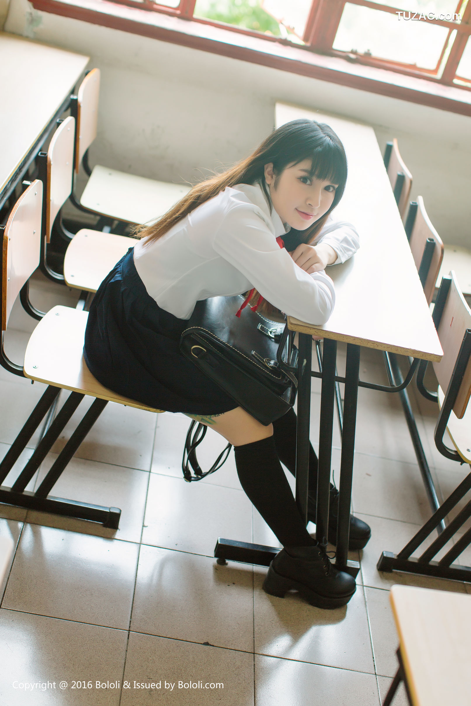 Kimoe激萌文化-019-豆豆《校服女生》