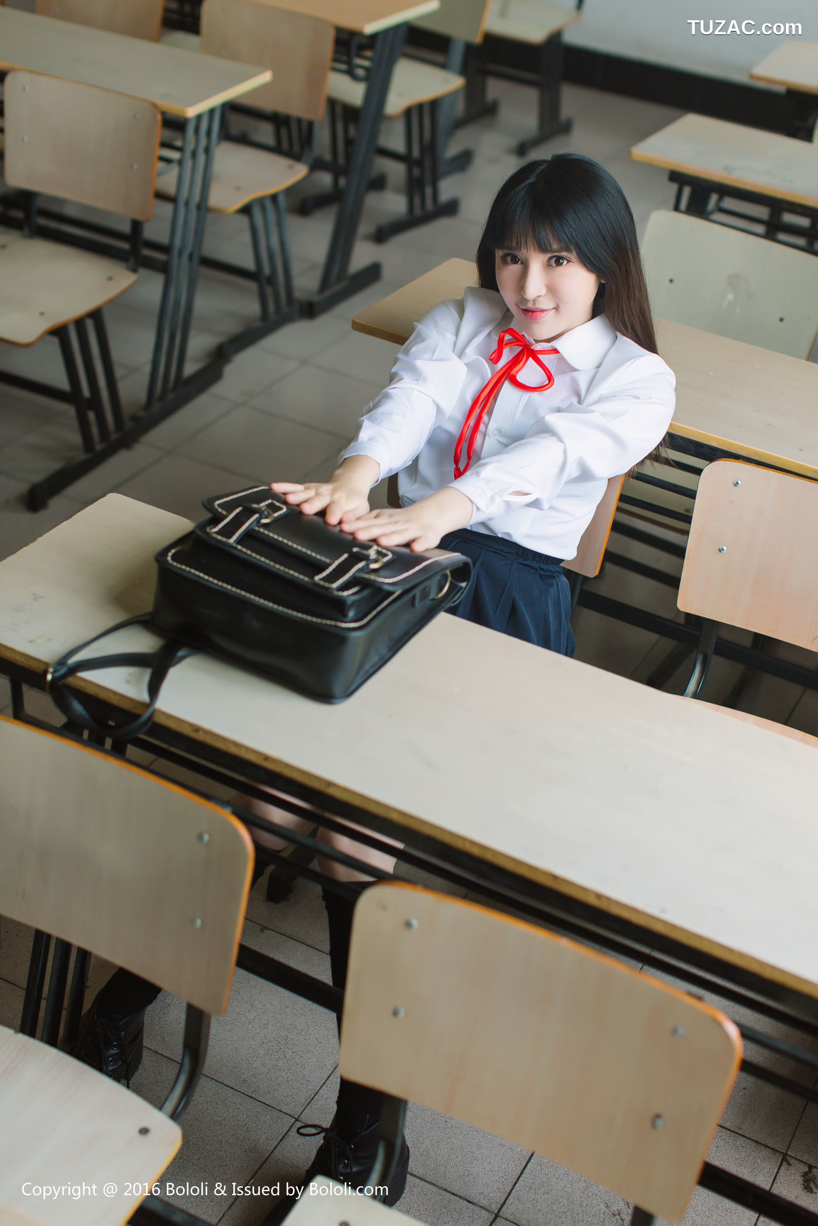 Kimoe激萌文化-019-豆豆《校服女生》