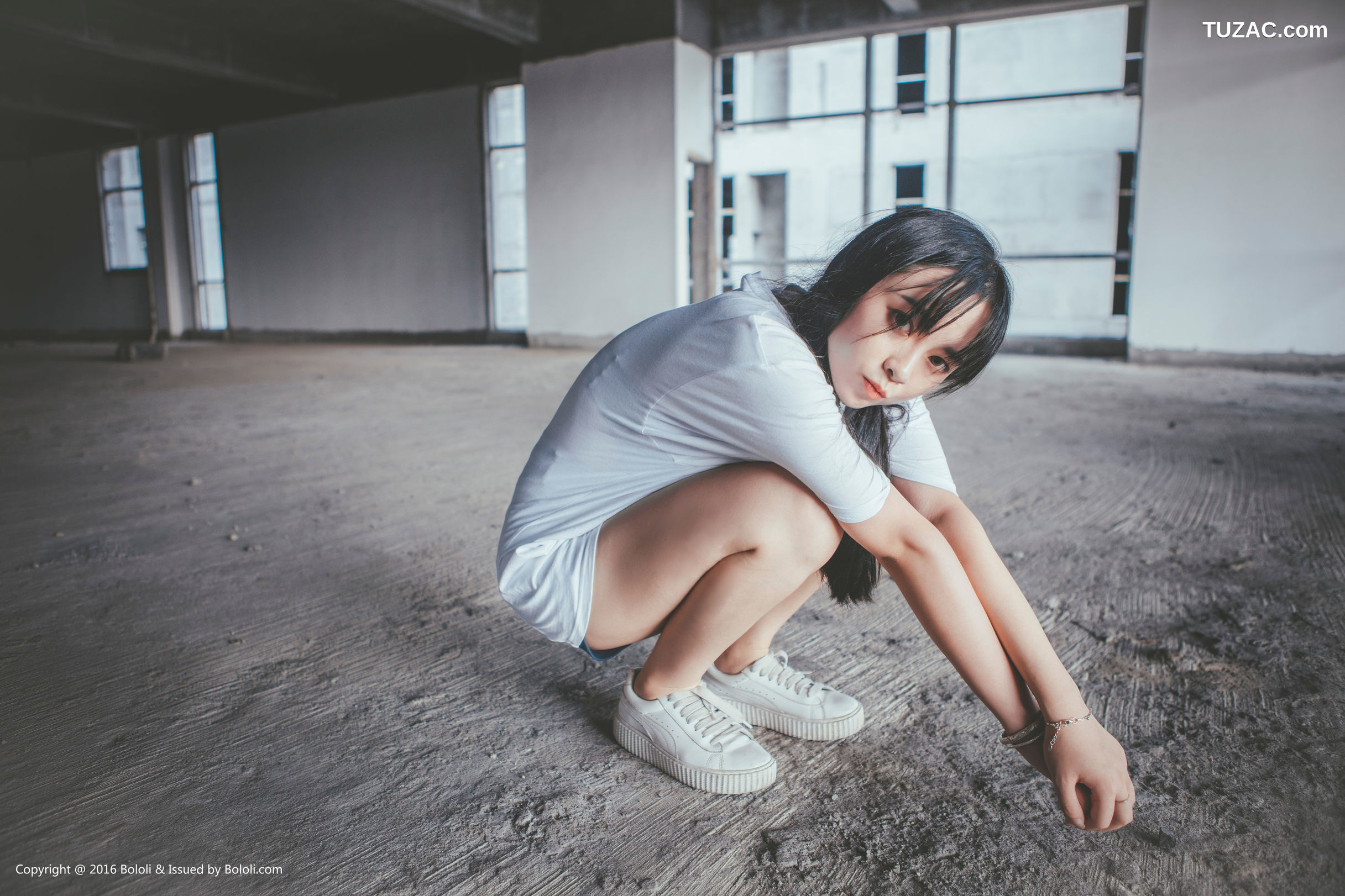 Kimoe激萌文化-020-超凶的诺废墟中的清新少女