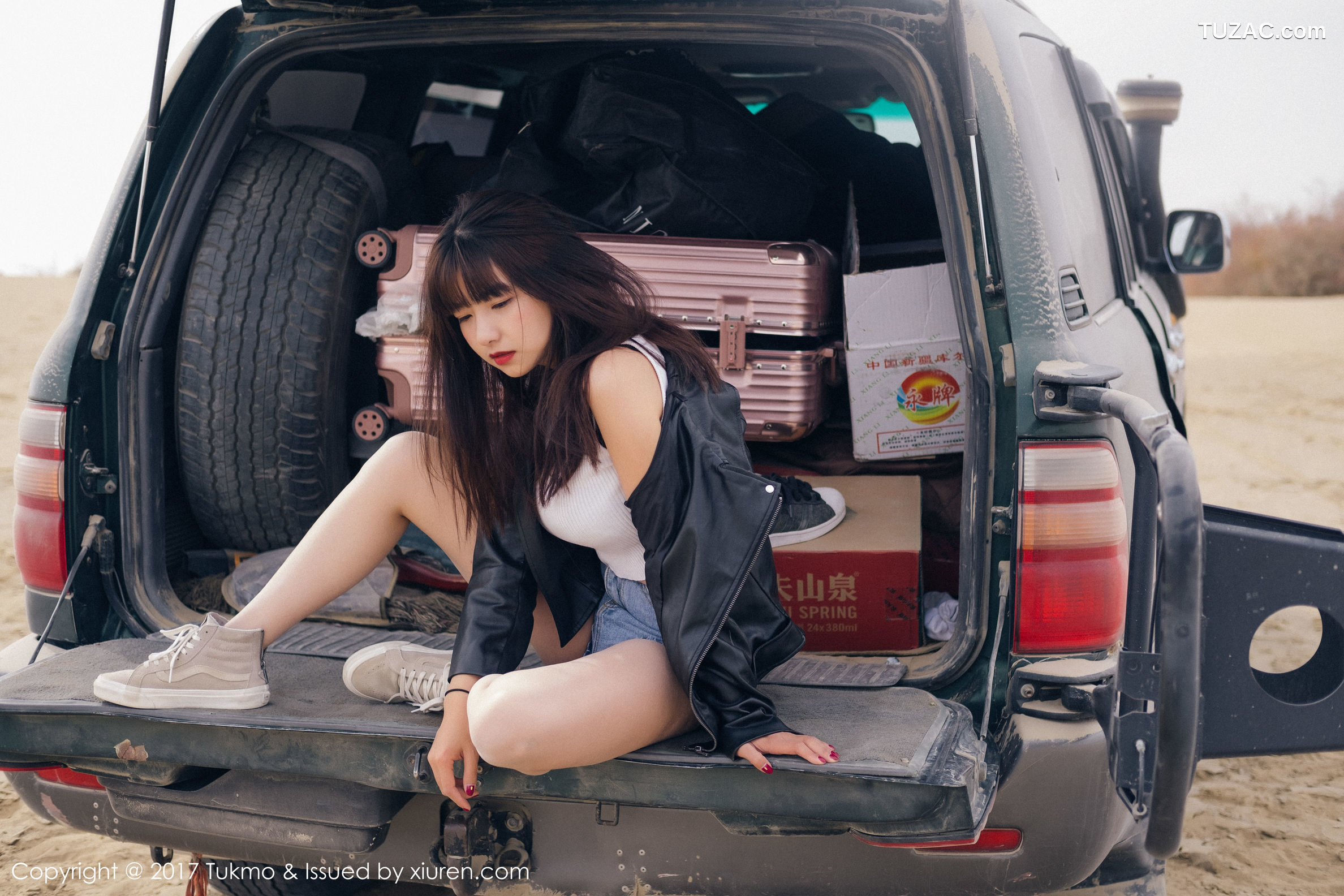 Tukmo兔几盟-Vol.100-球球-开越野车的美女