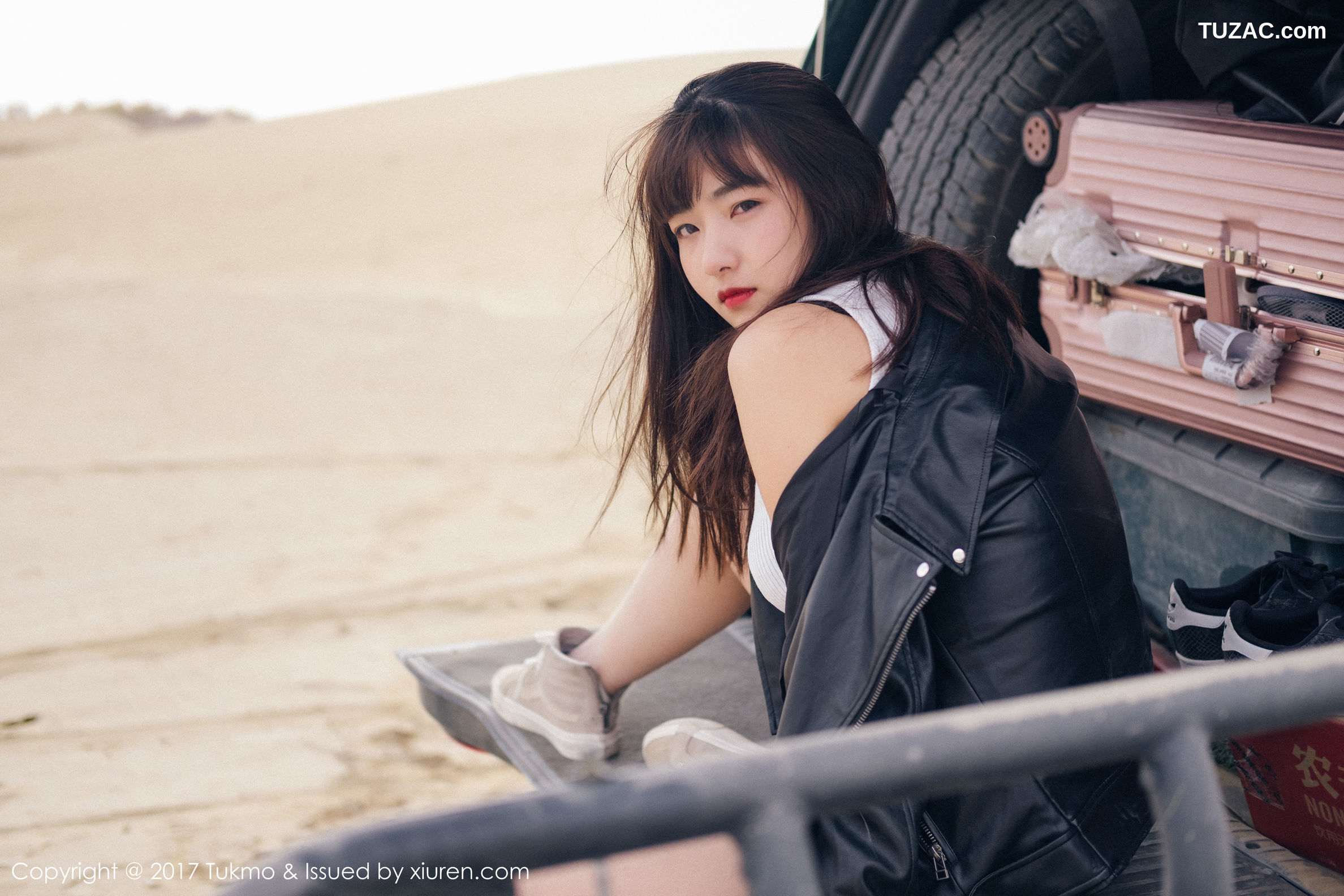 Tukmo兔几盟-Vol.100-球球-开越野车的美女