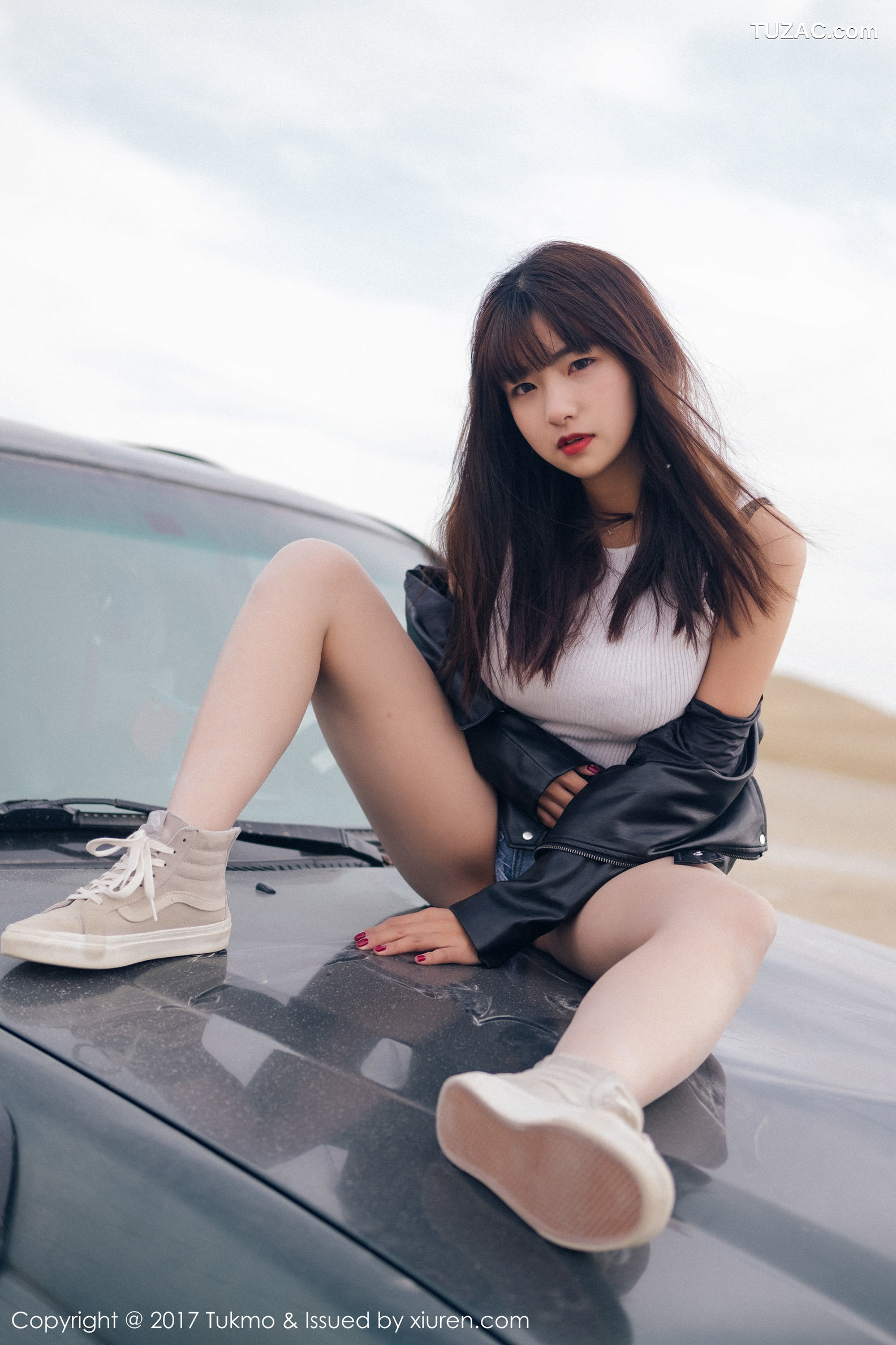 Tukmo兔几盟-Vol.100-球球-开越野车的美女