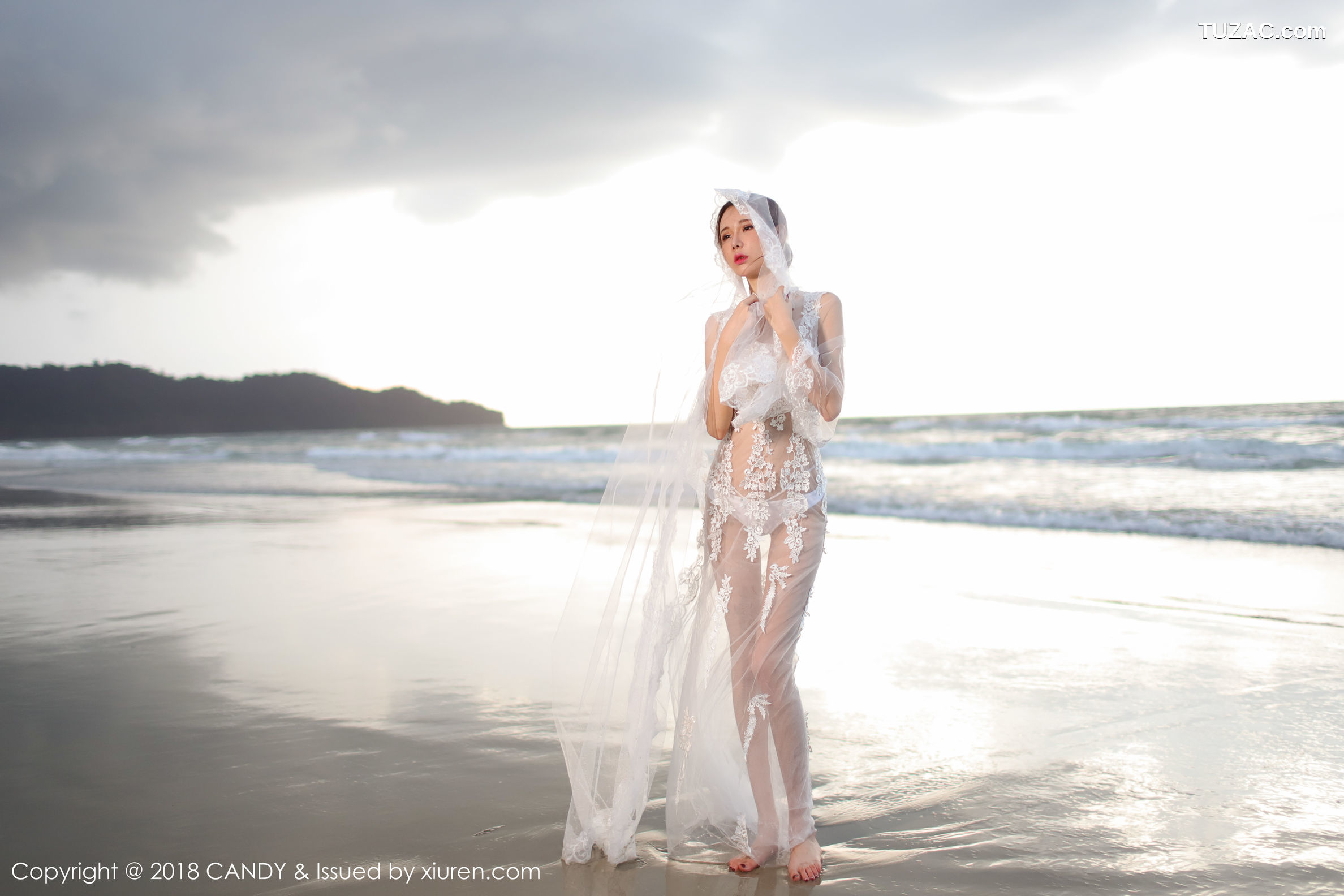 Candy网红馆-056-萌琪琪Irene-《不同风格服饰下的纤巧的曲线》-2018.03.20