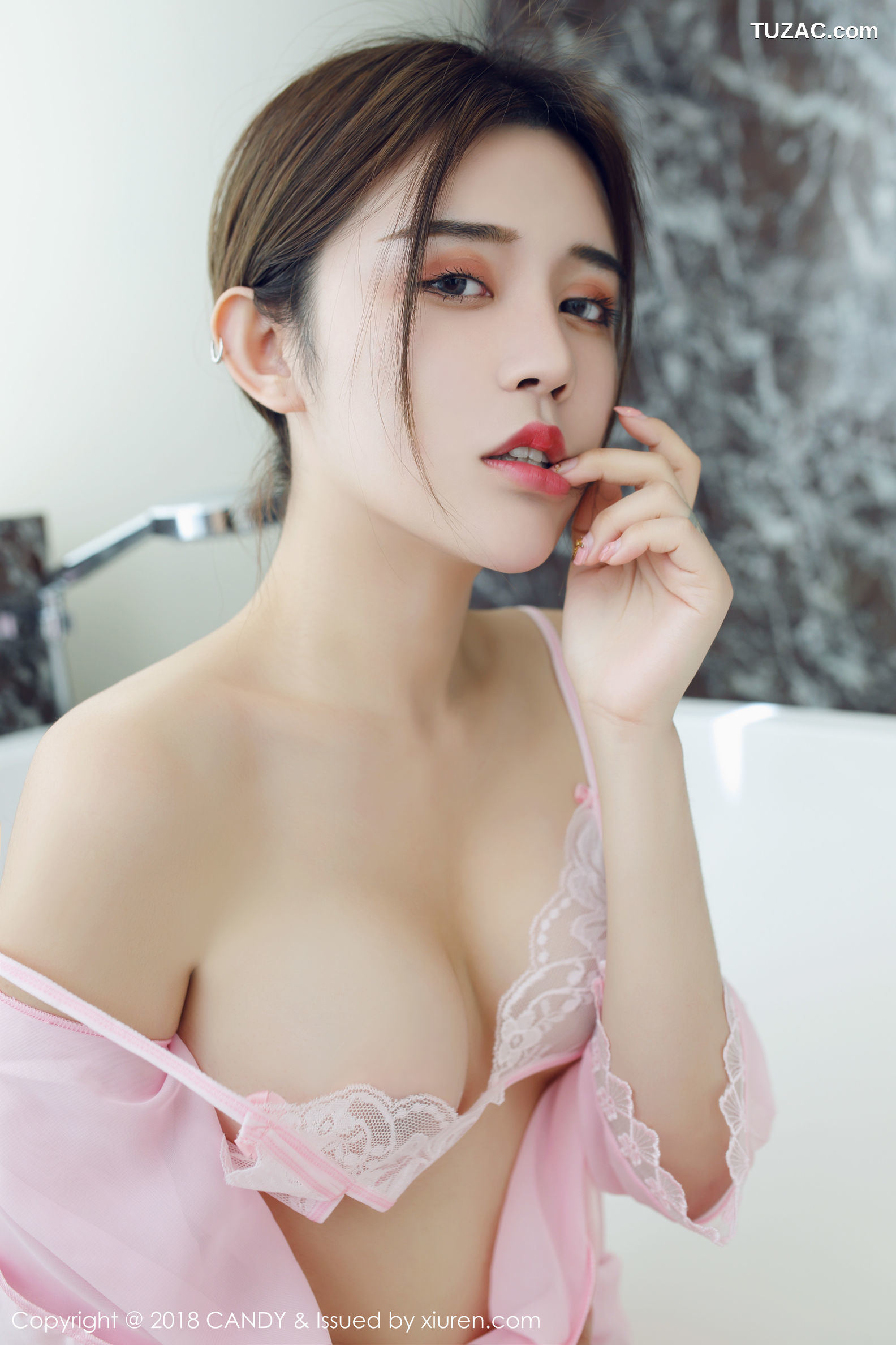 Candy网红馆-058-Cris_卓娅祺-《私房魅惑》-2018.04.09