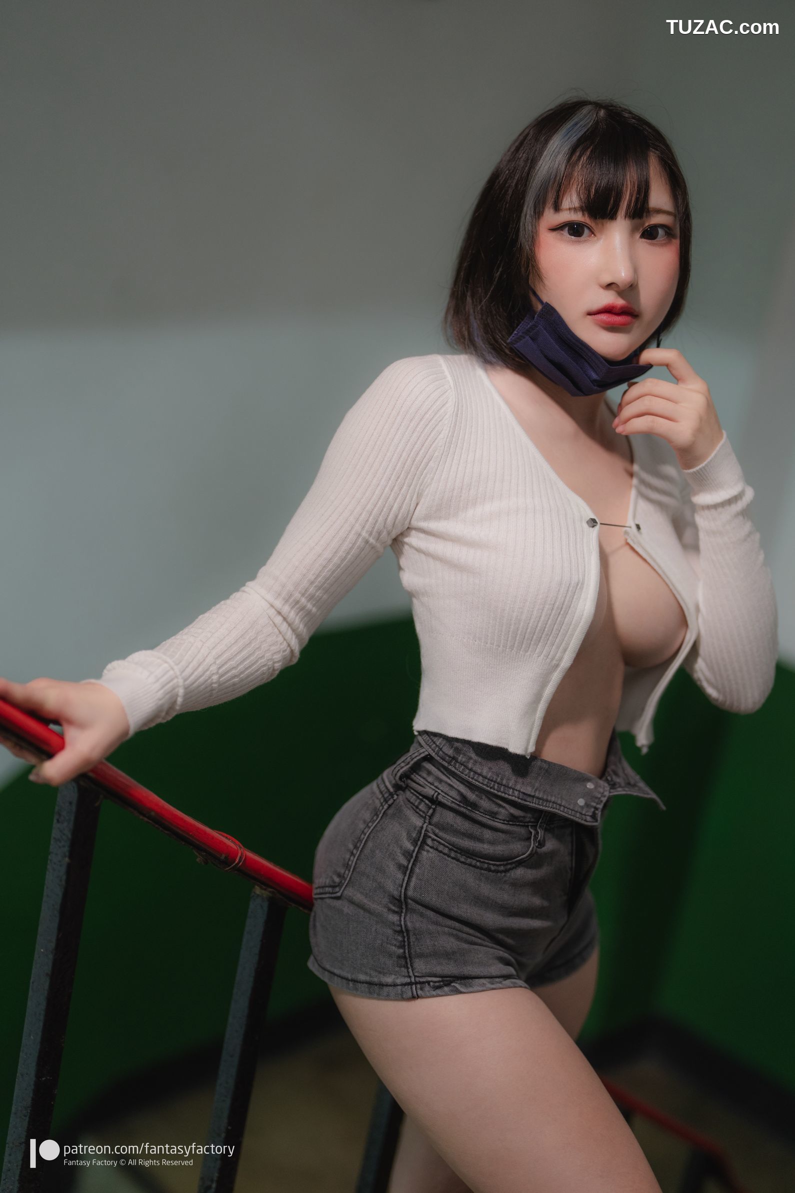 Fantasy-Factory-小丁Ding-网络相册泄露版-Web-Photobook-Leak-2-白色护胸
