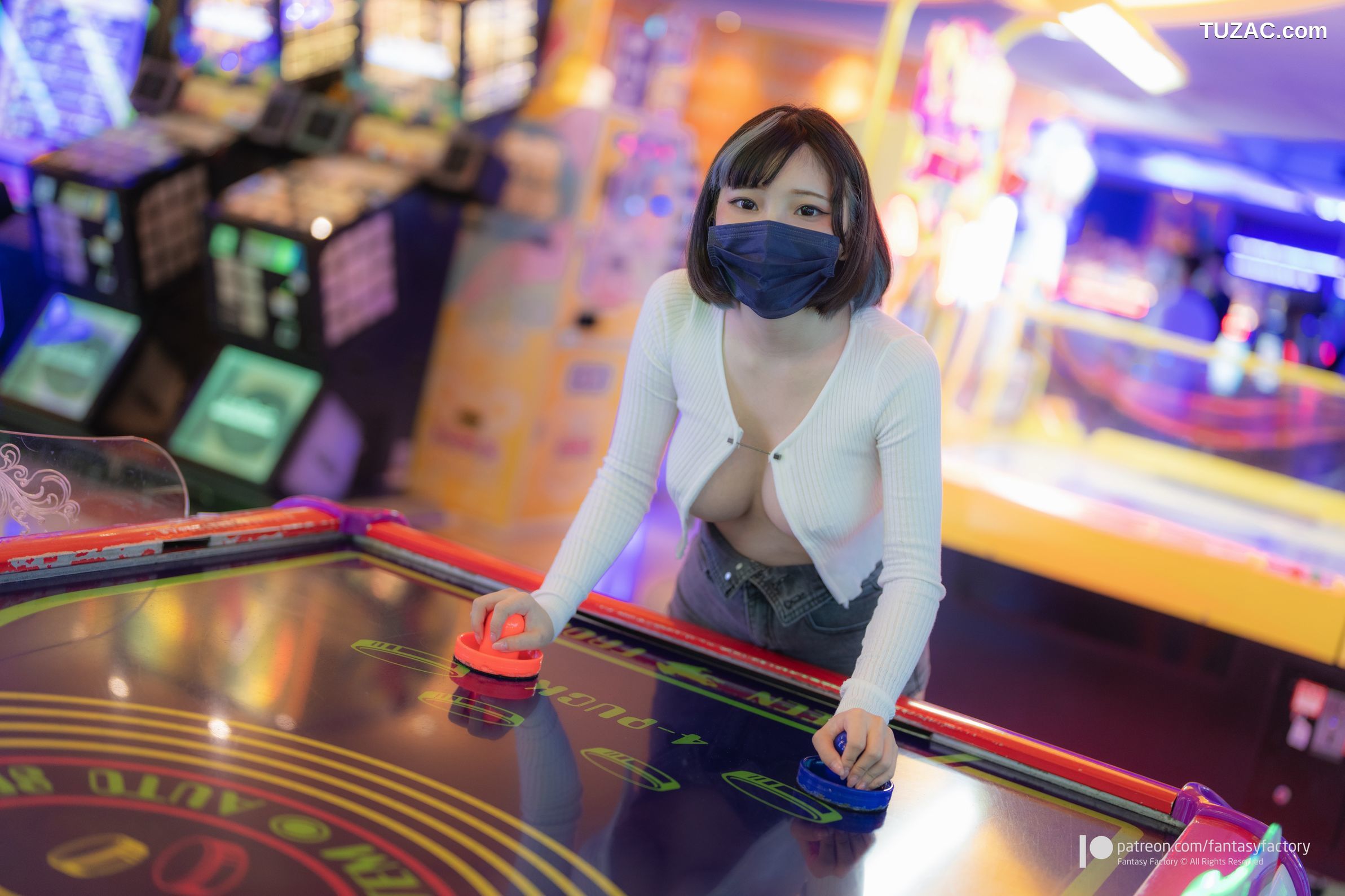 Fantasy-Factory-小丁Ding-网络相册泄露版-Web-Photobook-Leak-2-白色护胸