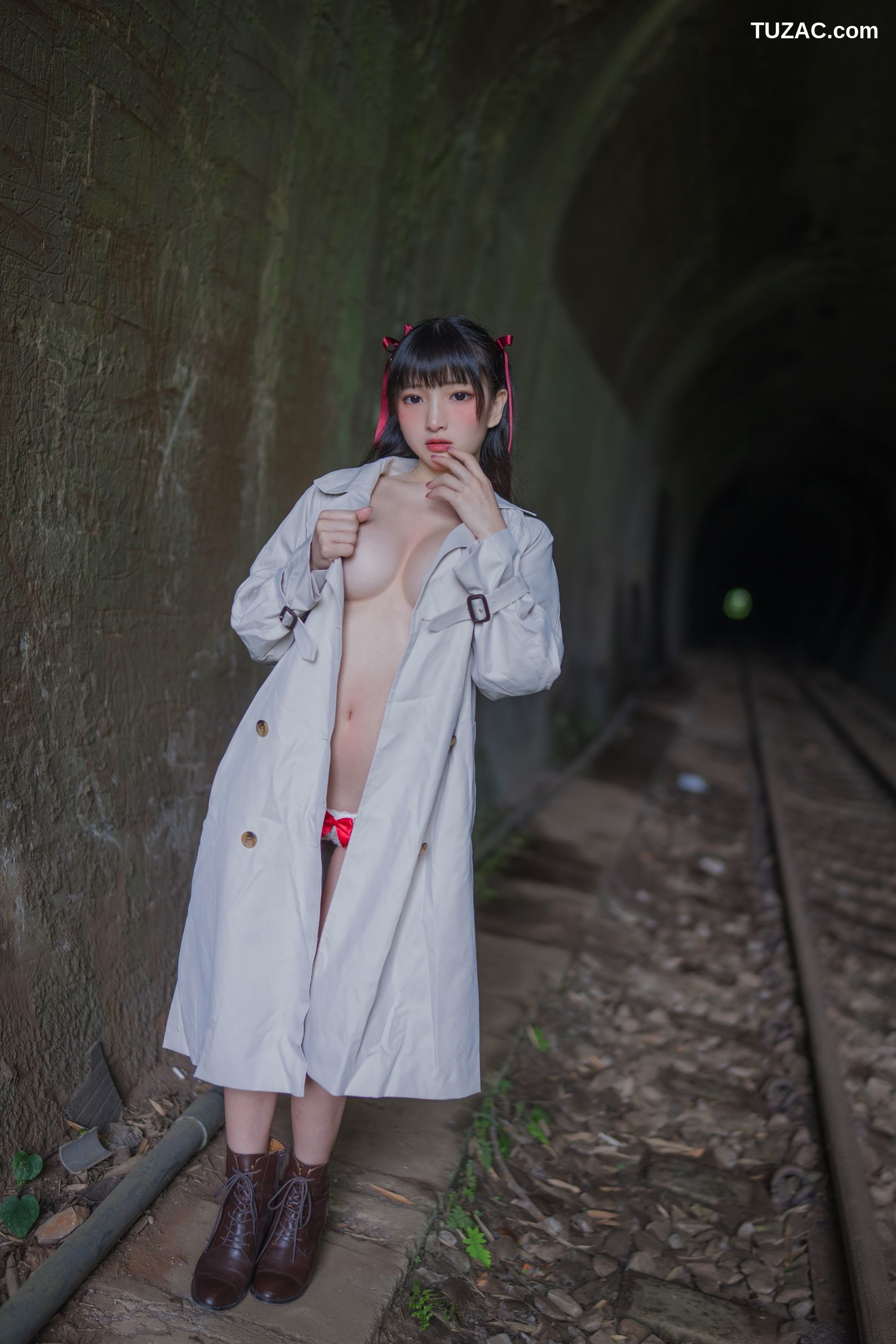 Fantasy-Factory-小丁Ding-网络相册泄露版-Web-Photobook-Leak-户外露出