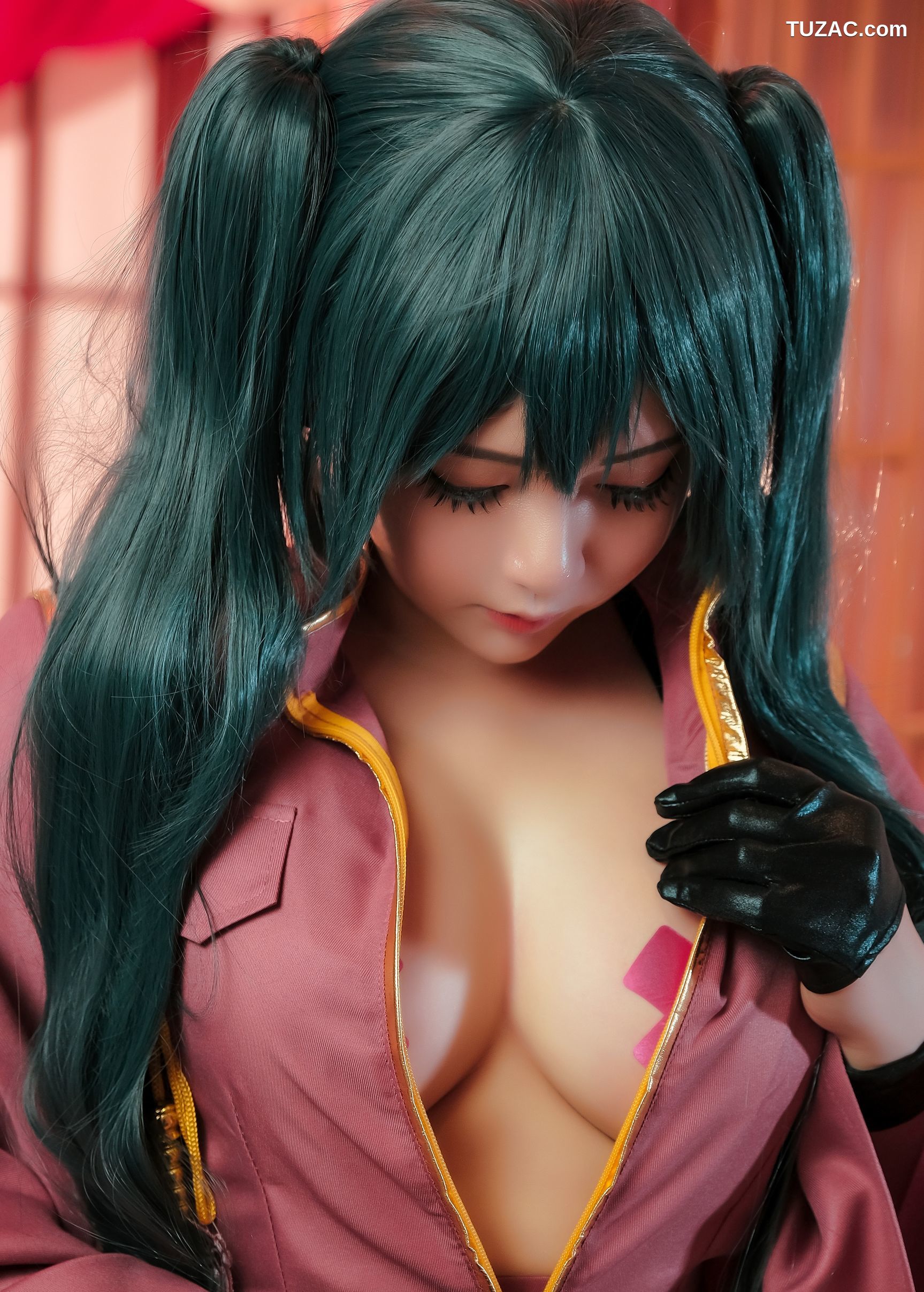 Potato-Godzilla-Miku-Senbonzakura