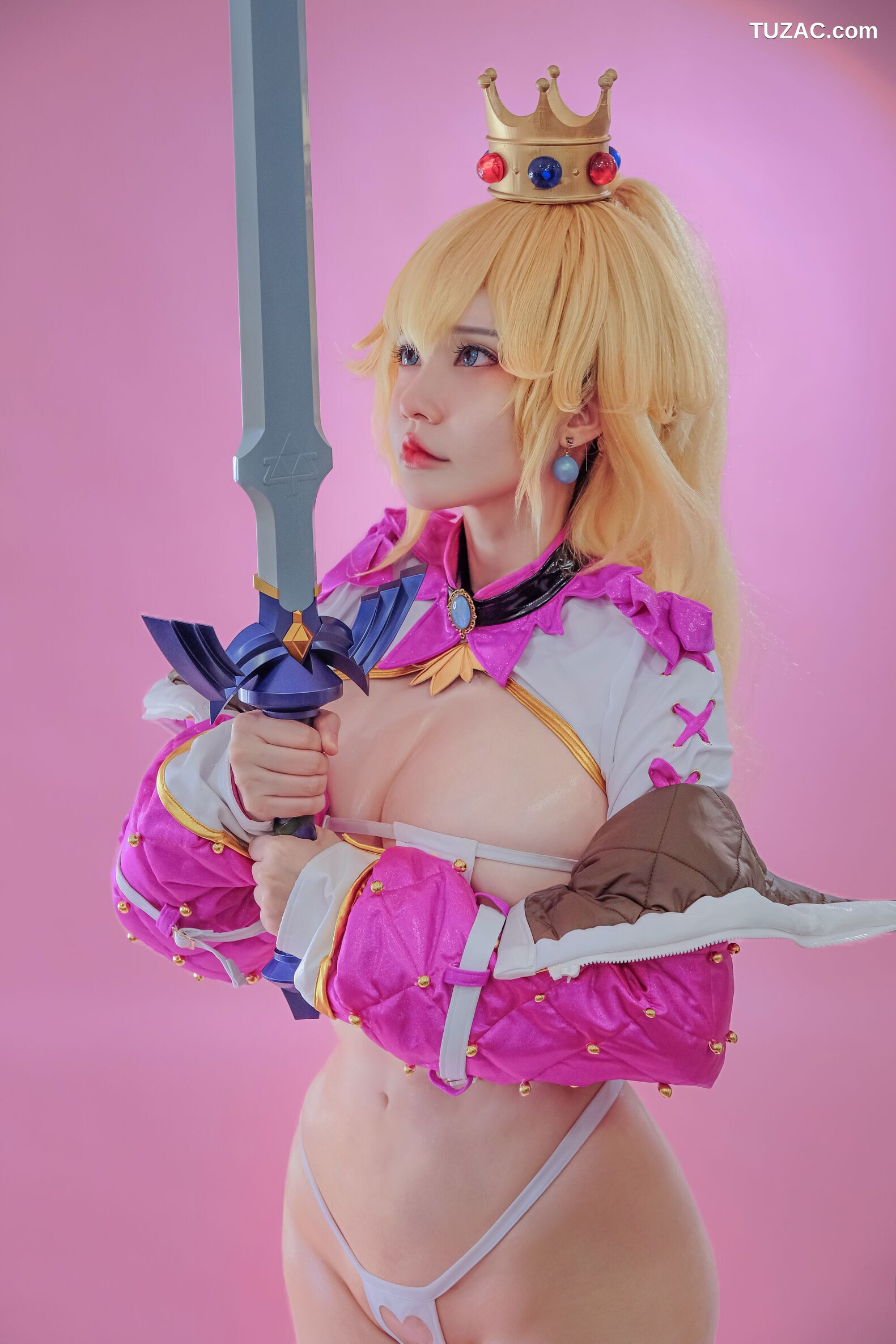 Potato-Godzilla-Peach-Gamer-Girl