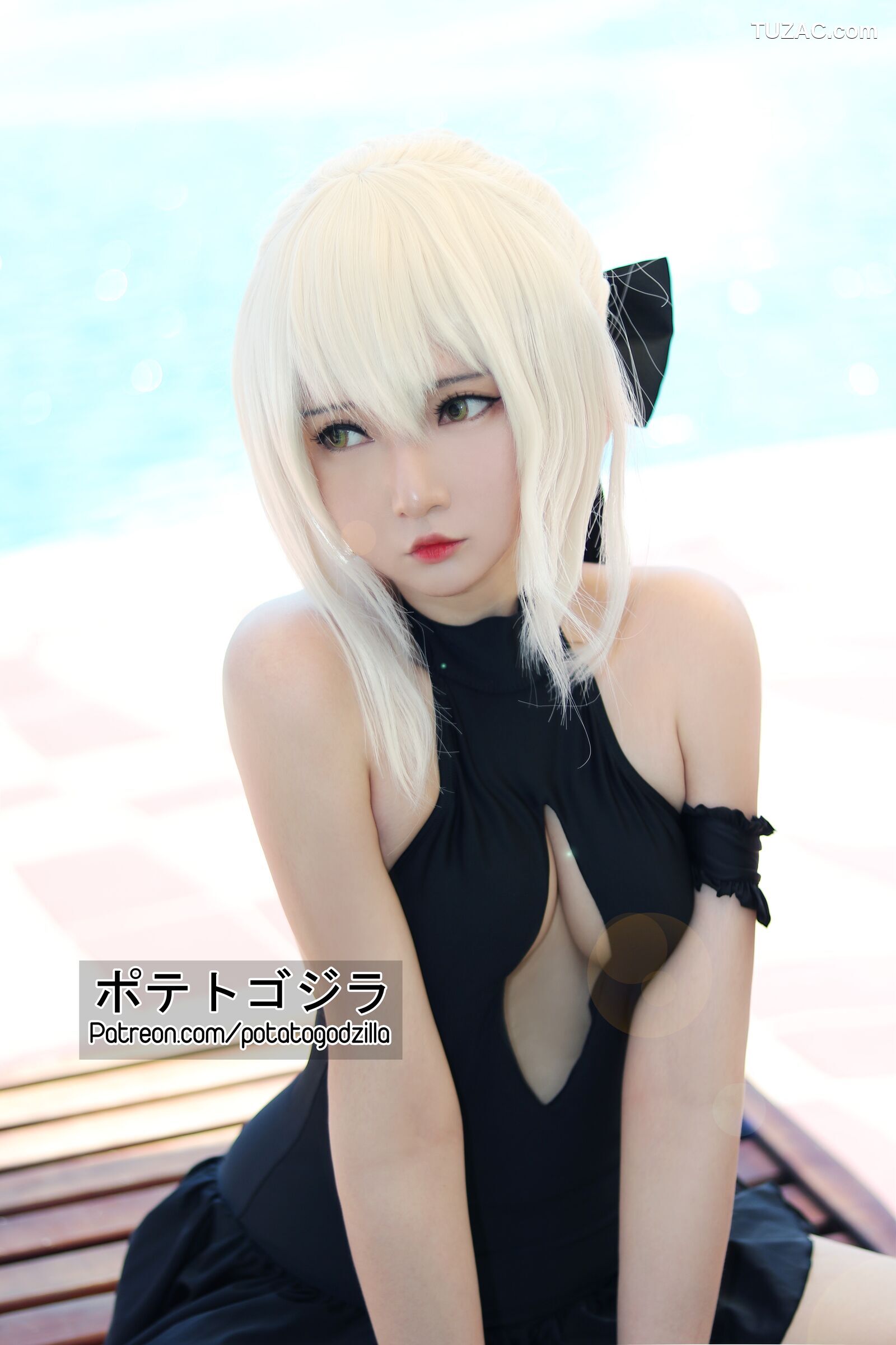 Potato-Godzilla-Saber-Alter-Swimsuit
