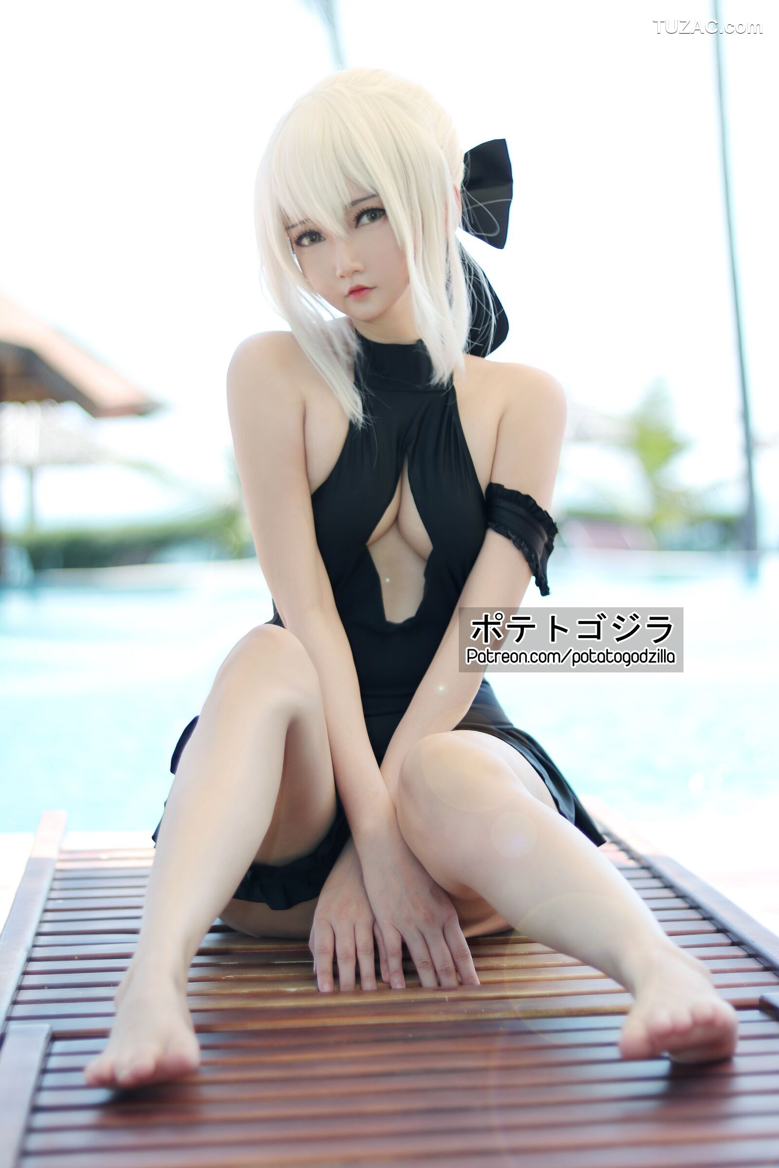 Potato-Godzilla-Saber-Alter-Swimsuit