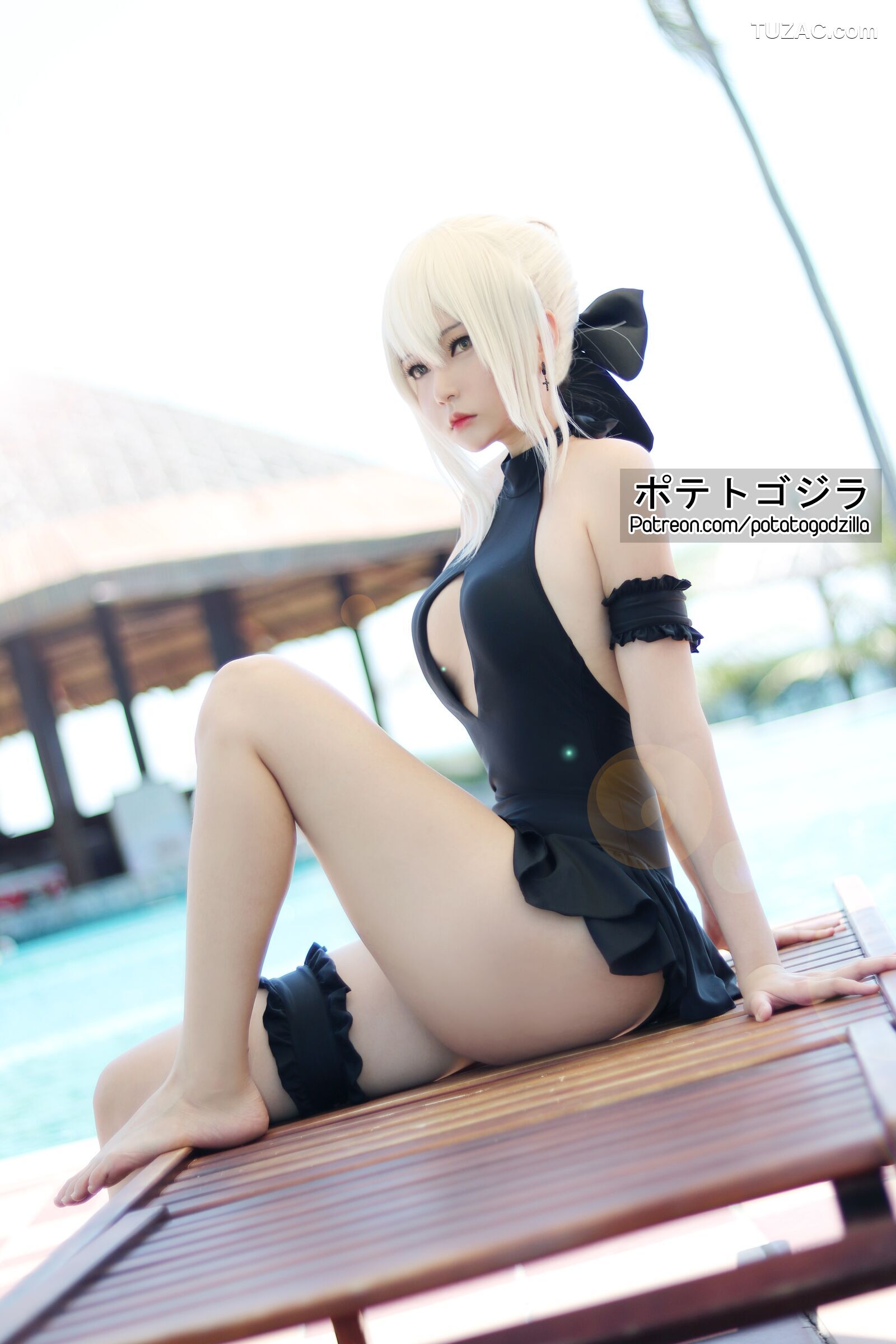 Potato-Godzilla-Saber-Alter-Swimsuit