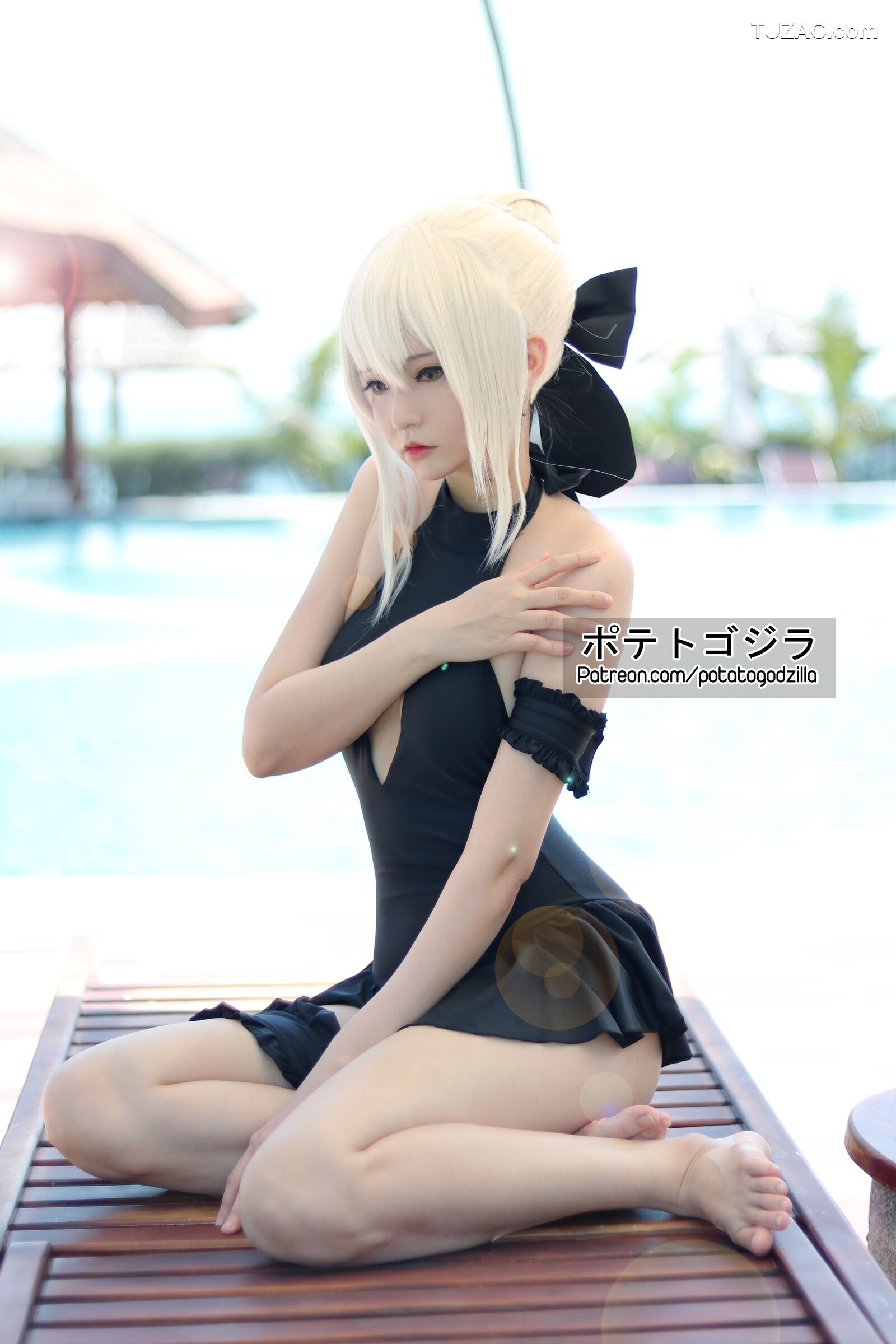 Potato-Godzilla-Saber-Alter-Swimsuit