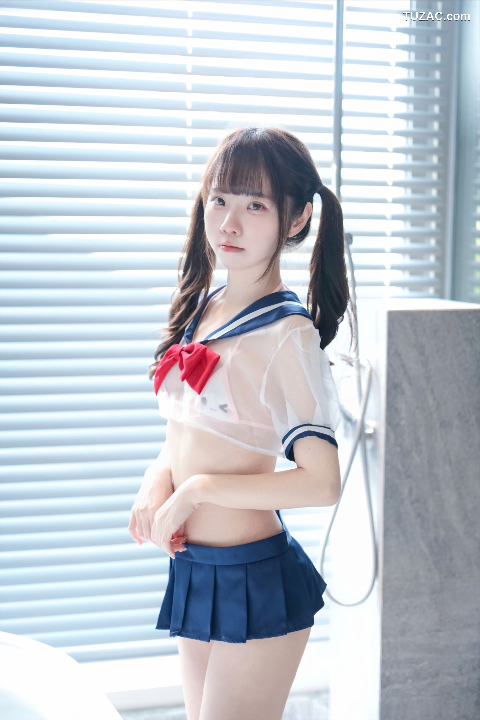 可可小白兔-透明学生服