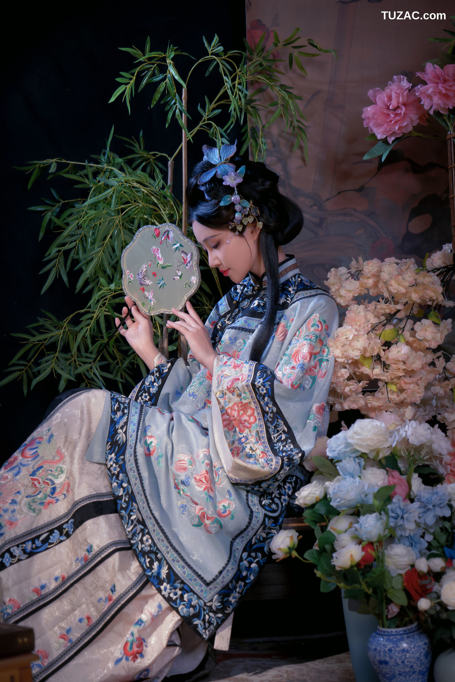 年年Nnian-丝兰陵