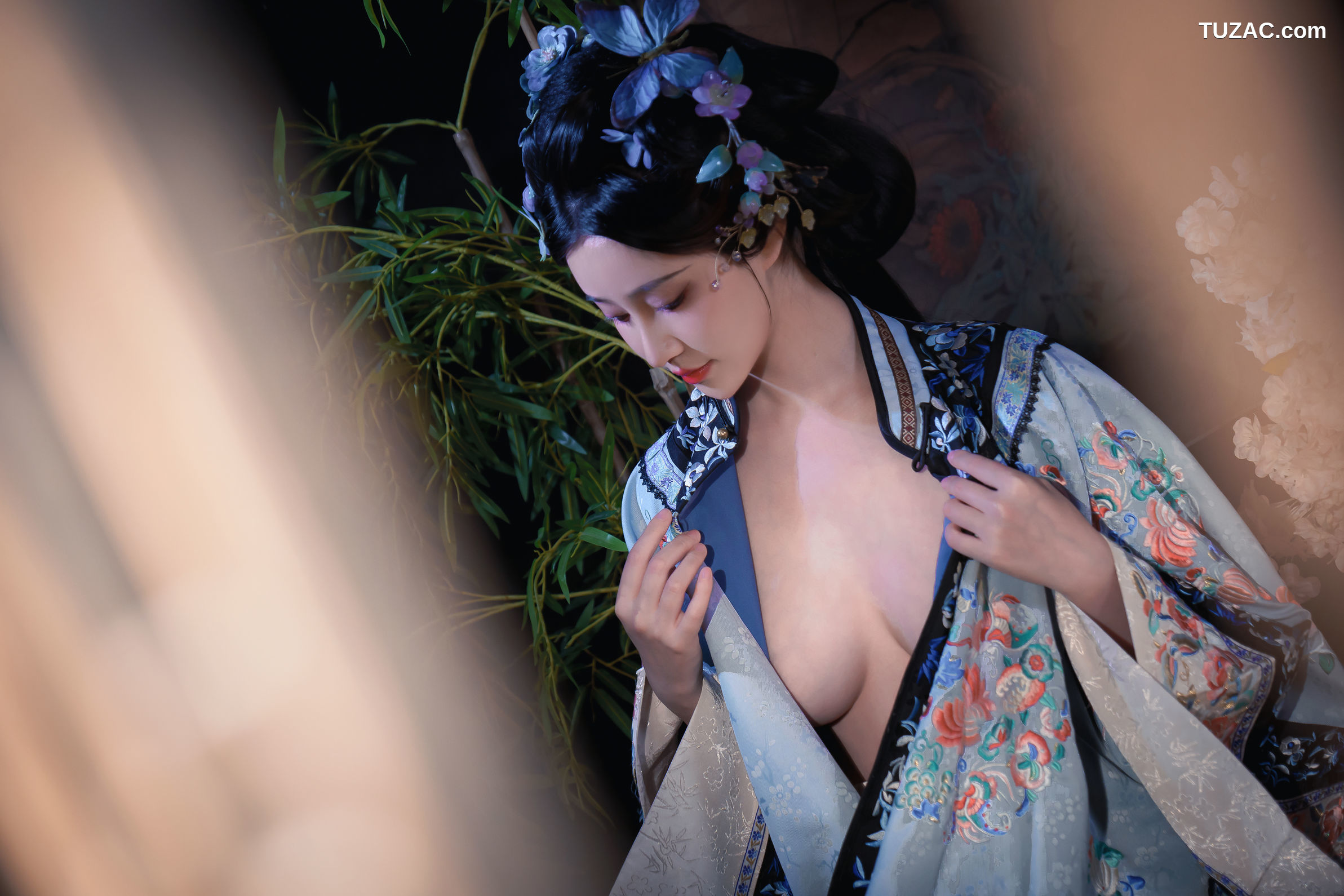 年年Nnian-丝兰陵