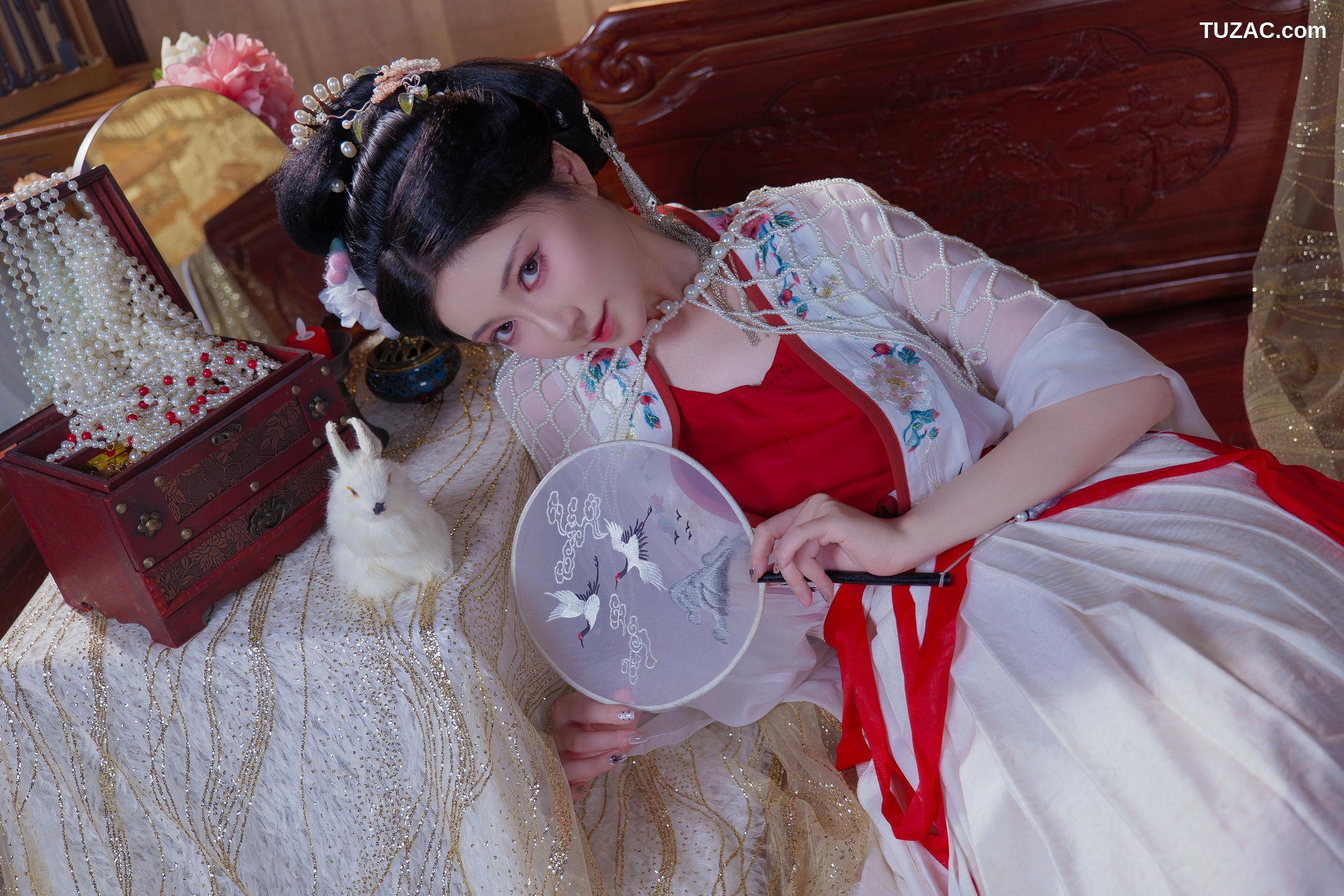 年年Nnian-广寒宫