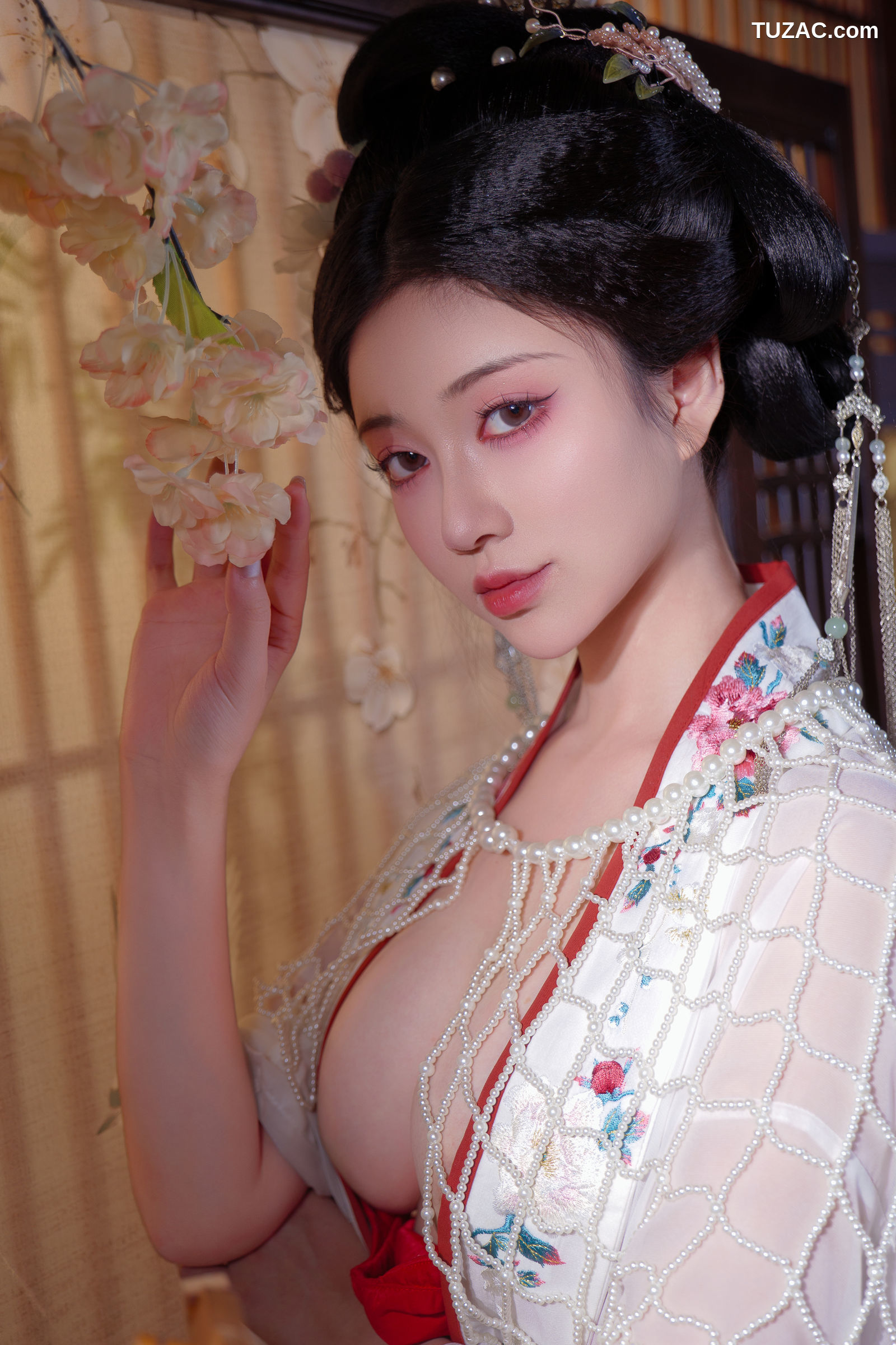 年年Nnian-广寒宫