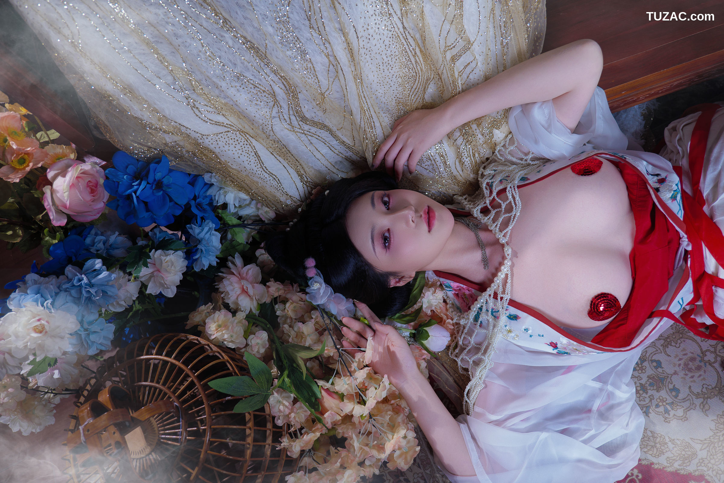 年年Nnian-广寒宫