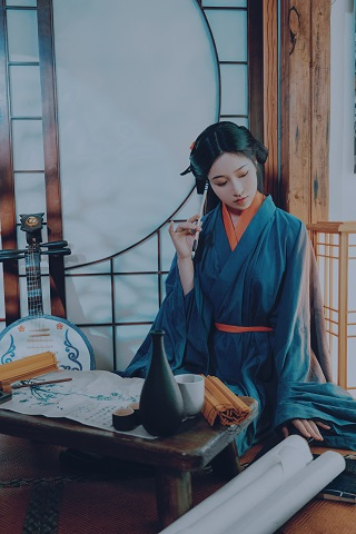 年年Nnian-汉宫春月