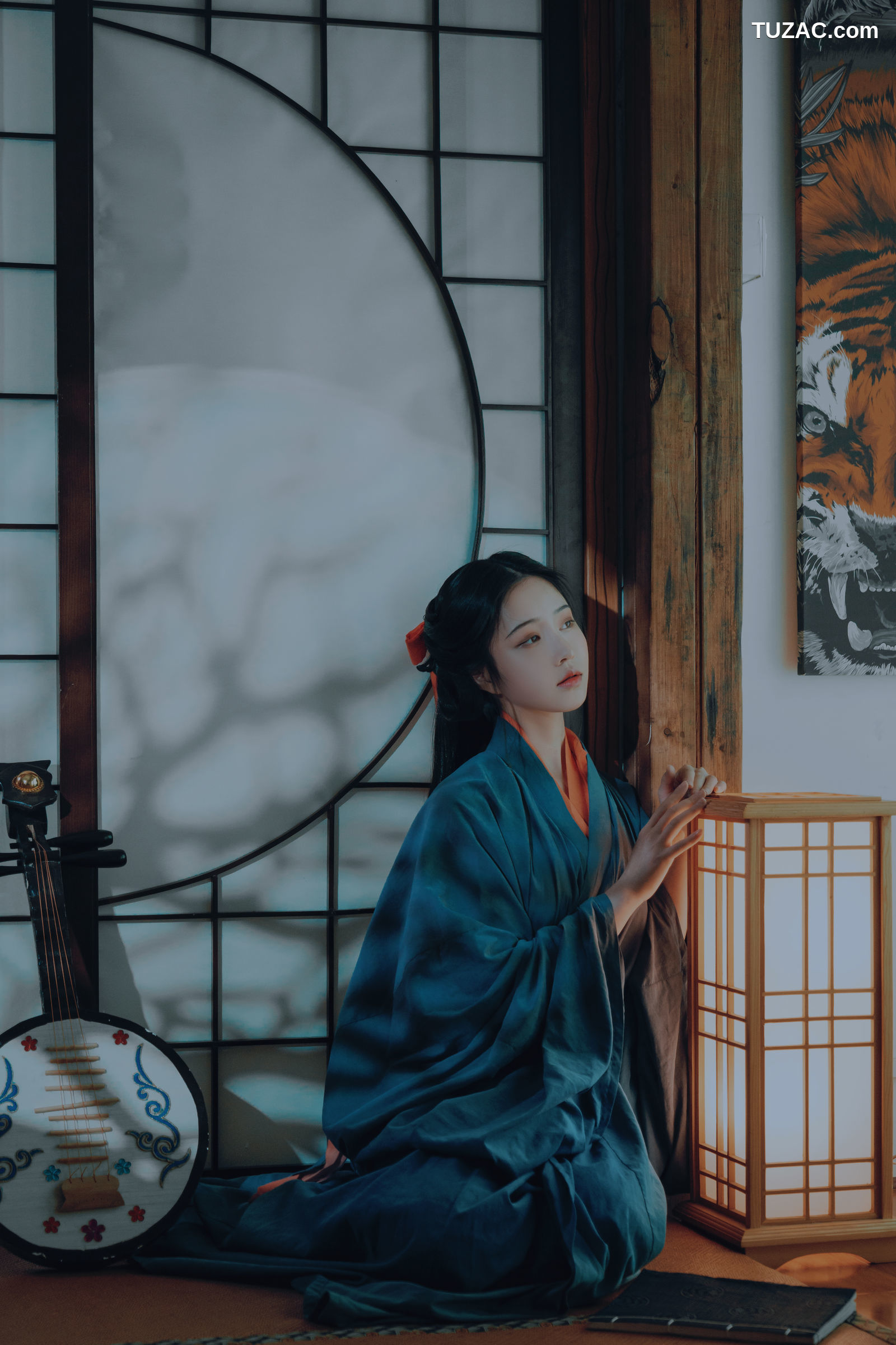 年年Nnian-汉宫春月