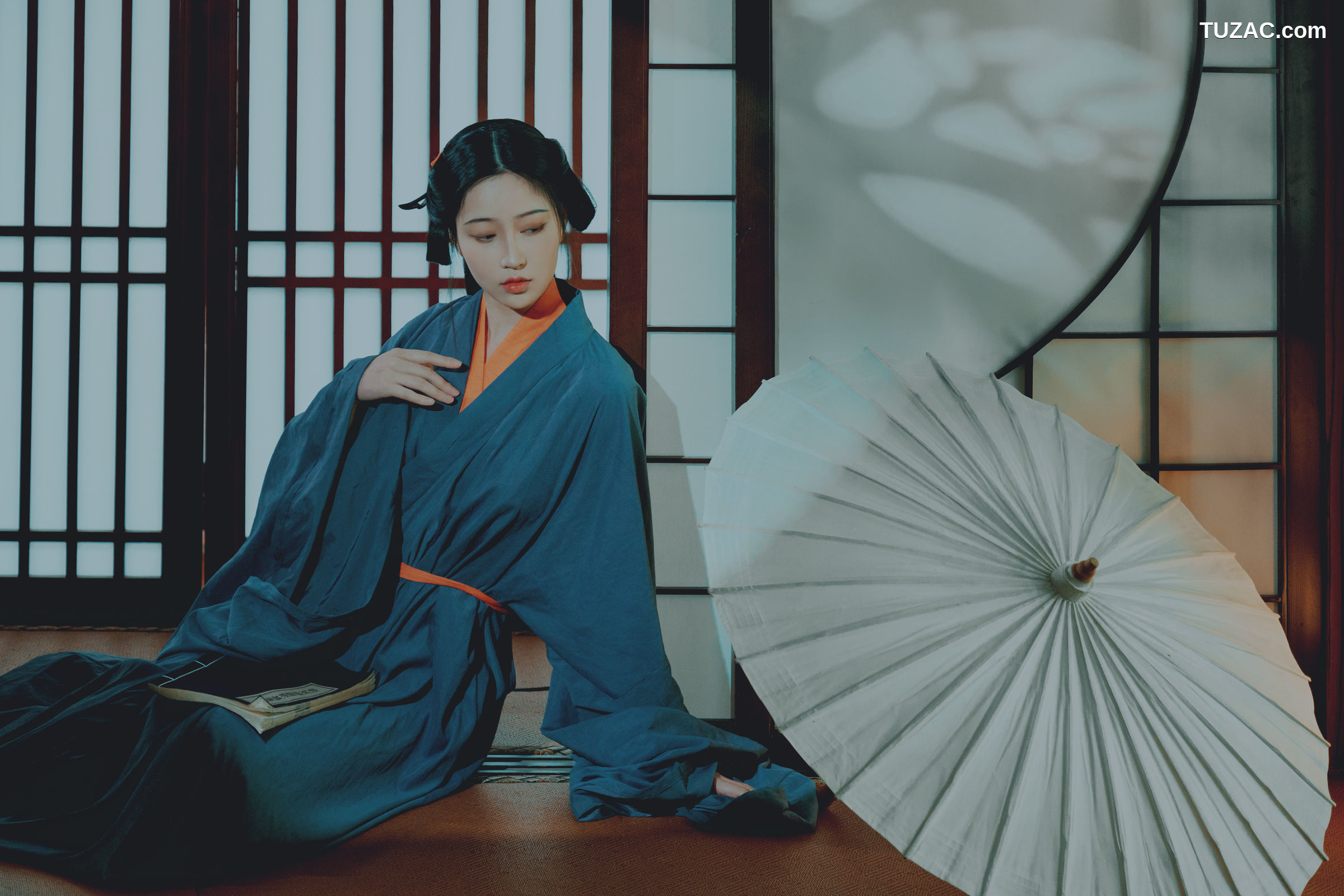 年年Nnian-汉宫春月