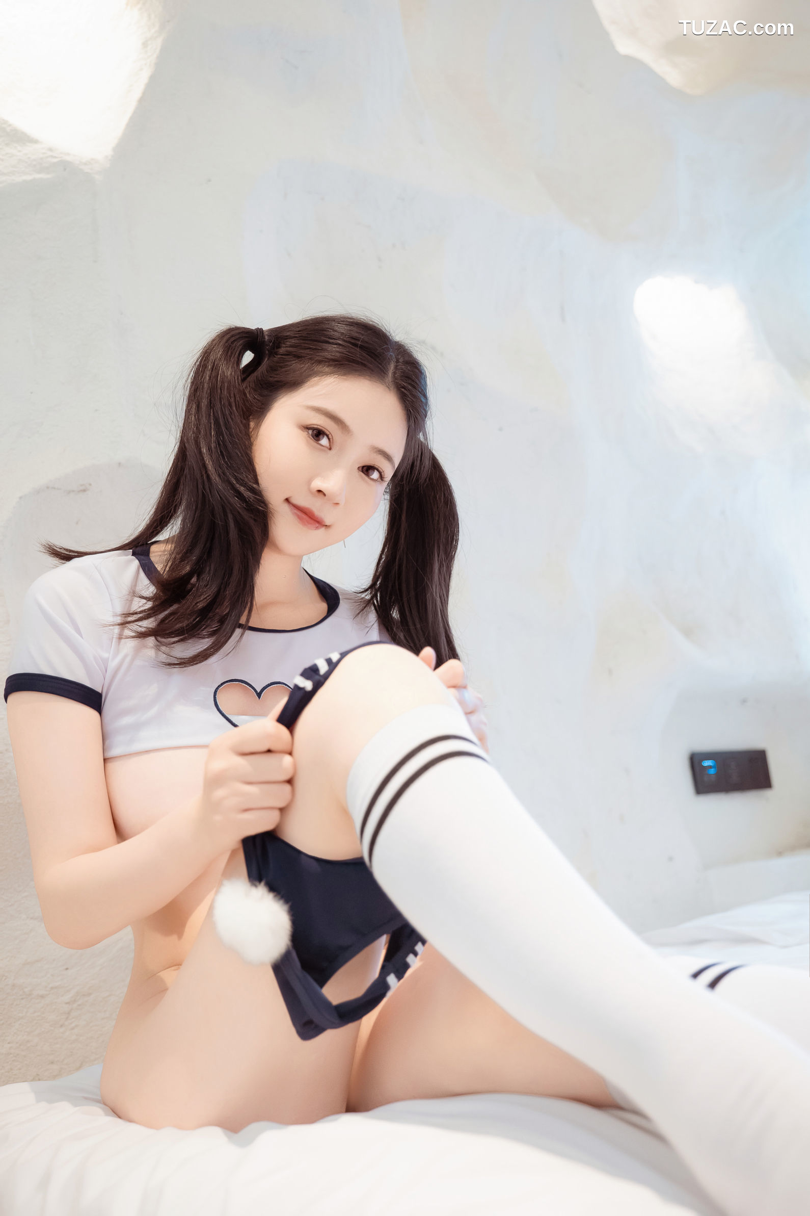 年年Nnian-活力兔