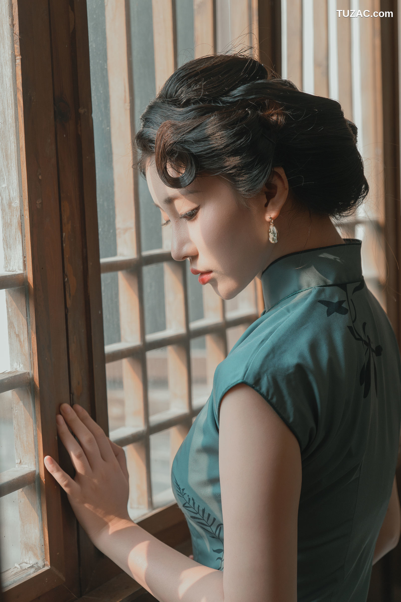 年年Nnian-海上花