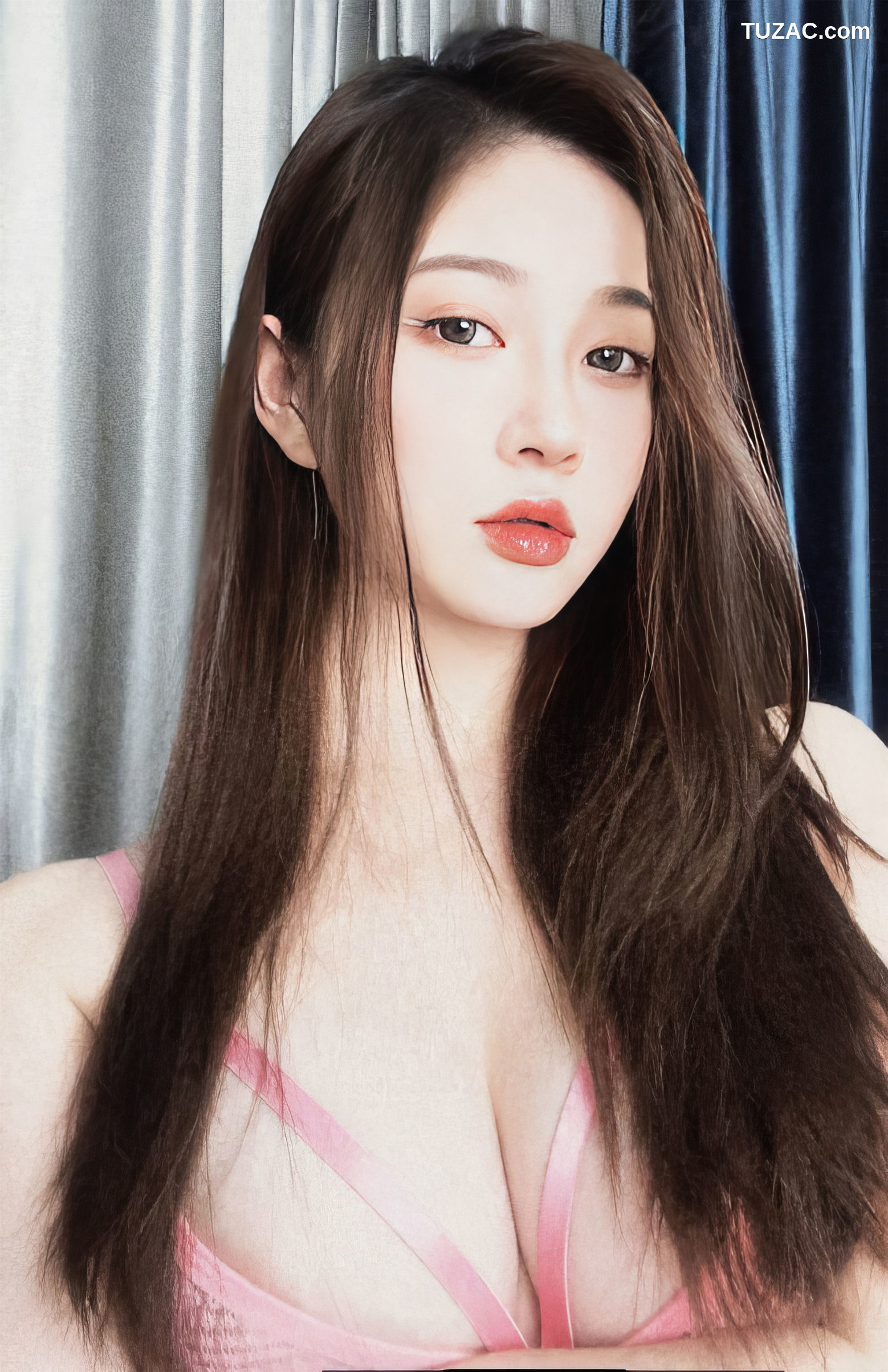 年年Nnian-粉色内衣