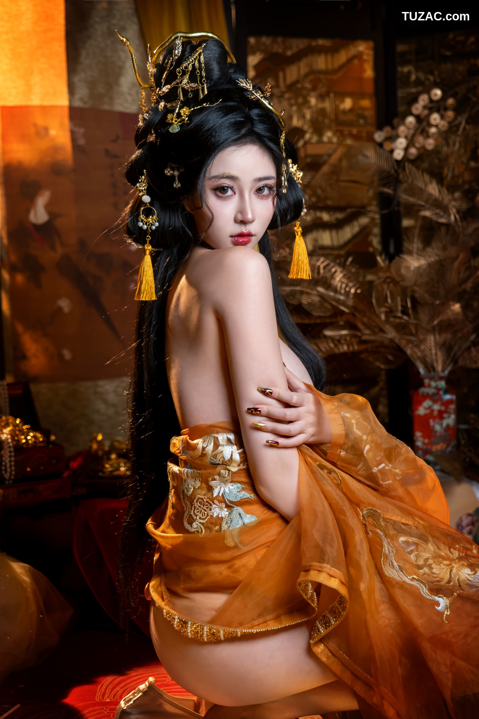 年年Nnian-金蛇贺岁