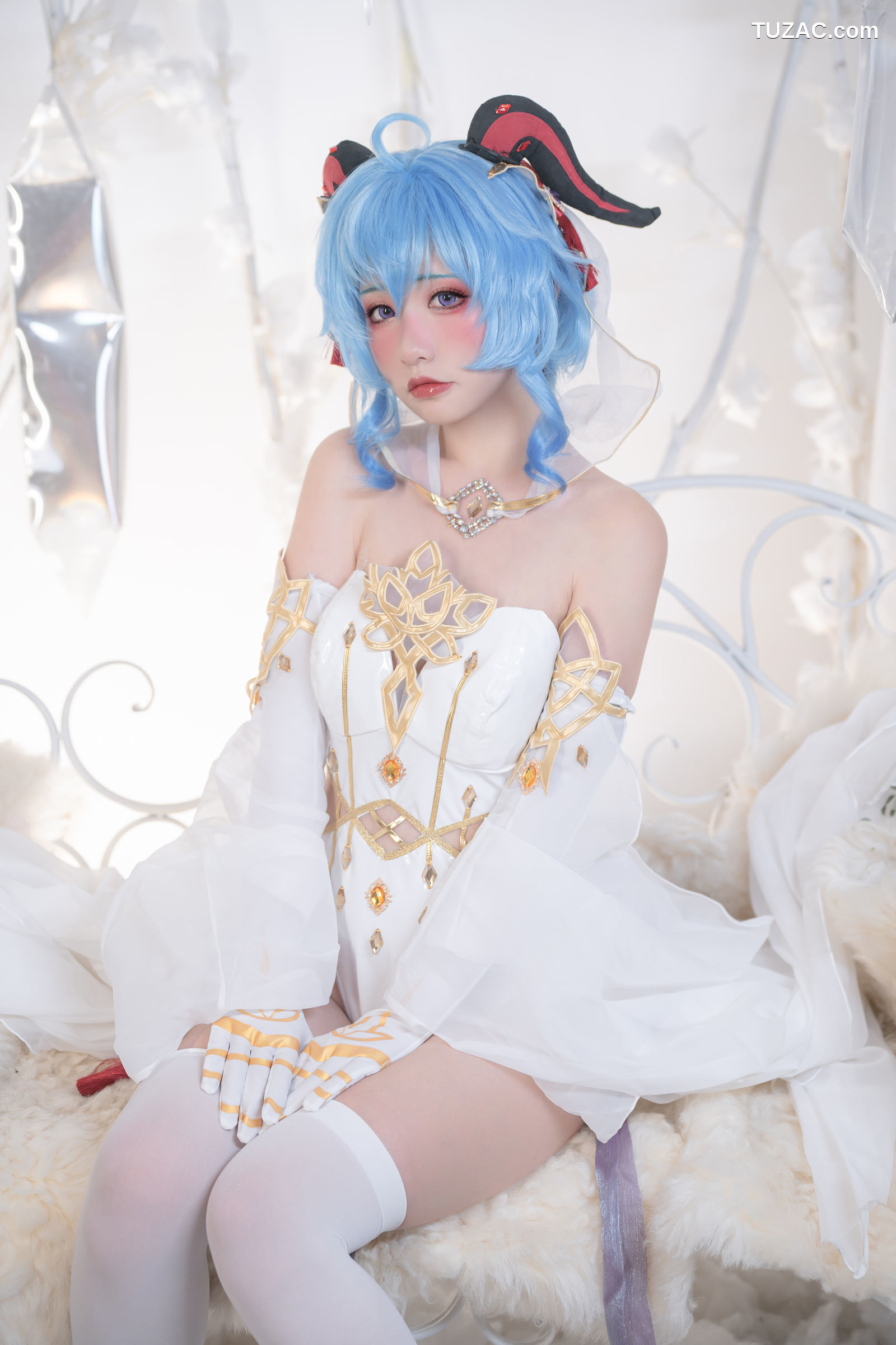 爆机少女喵小吉-12月T3-双子：最强冰雪组合