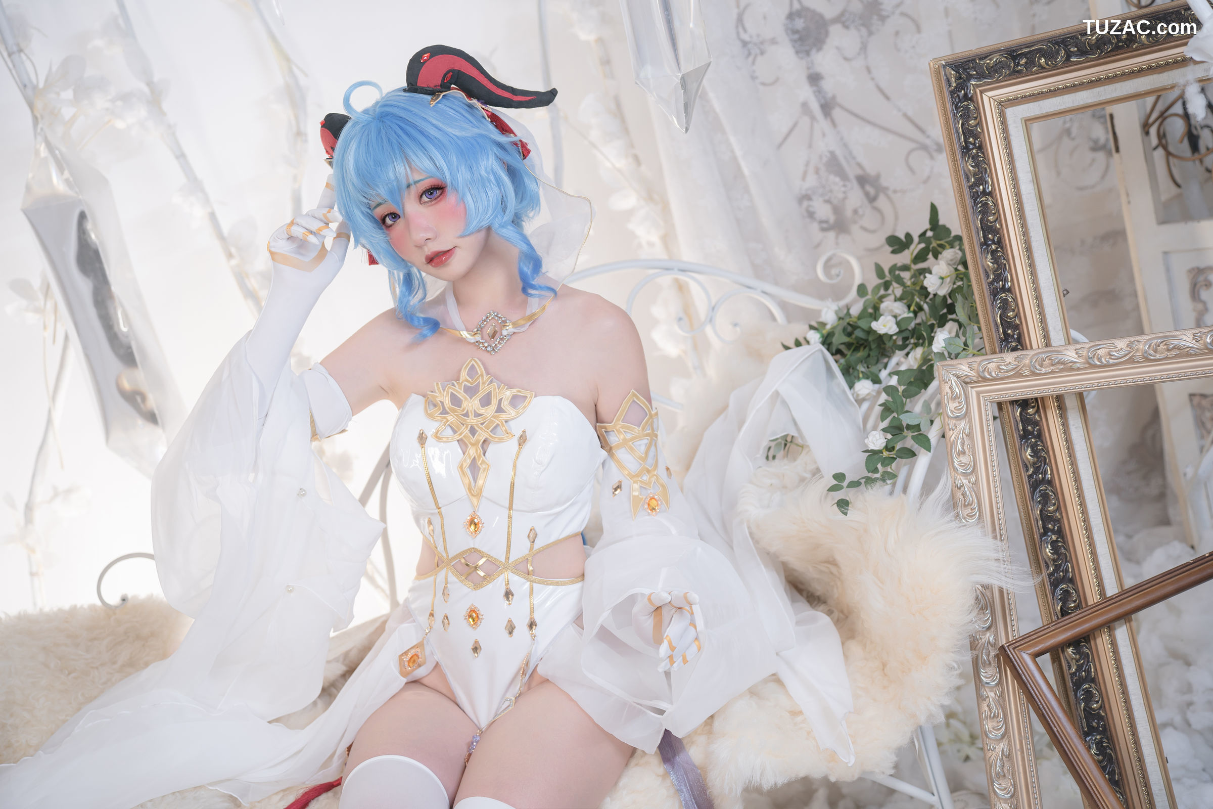 爆机少女喵小吉-12月T3-双子：最强冰雪组合