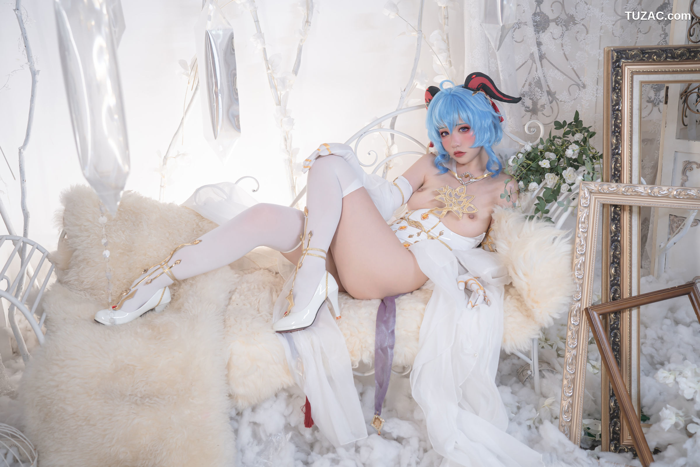 爆机少女喵小吉-12月T3-双子：最强冰雪组合