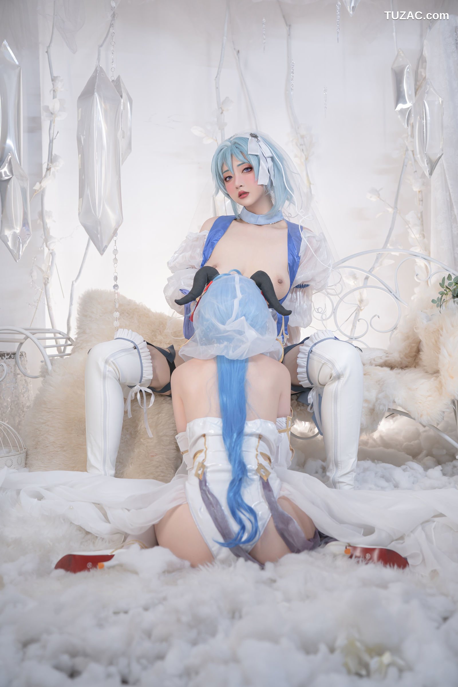 爆机少女喵小吉-12月T3-双子：最强冰雪组合