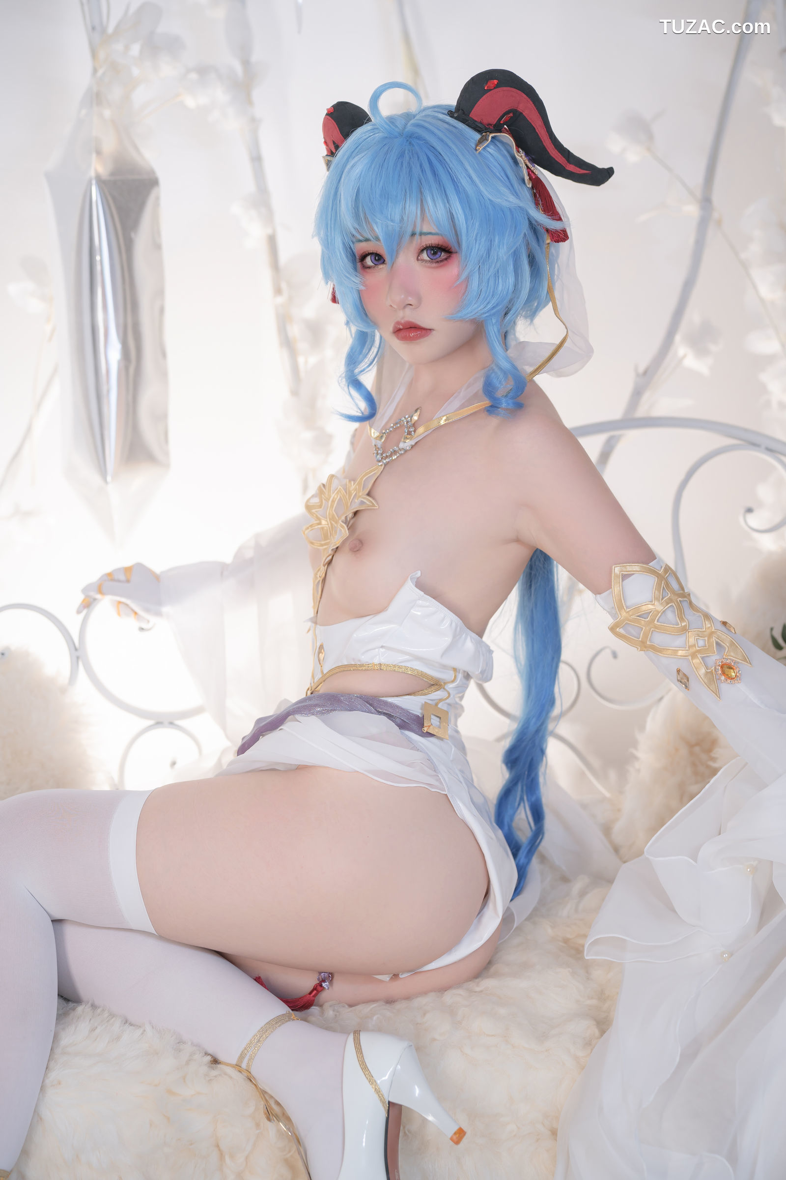 爆机少女喵小吉-12月T3-双子：最强冰雪组合