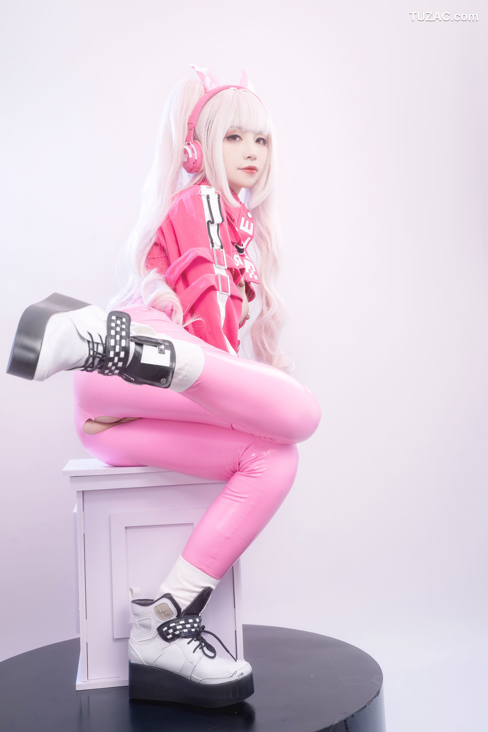 爆机少女喵小吉-NIKKE-爱丽丝