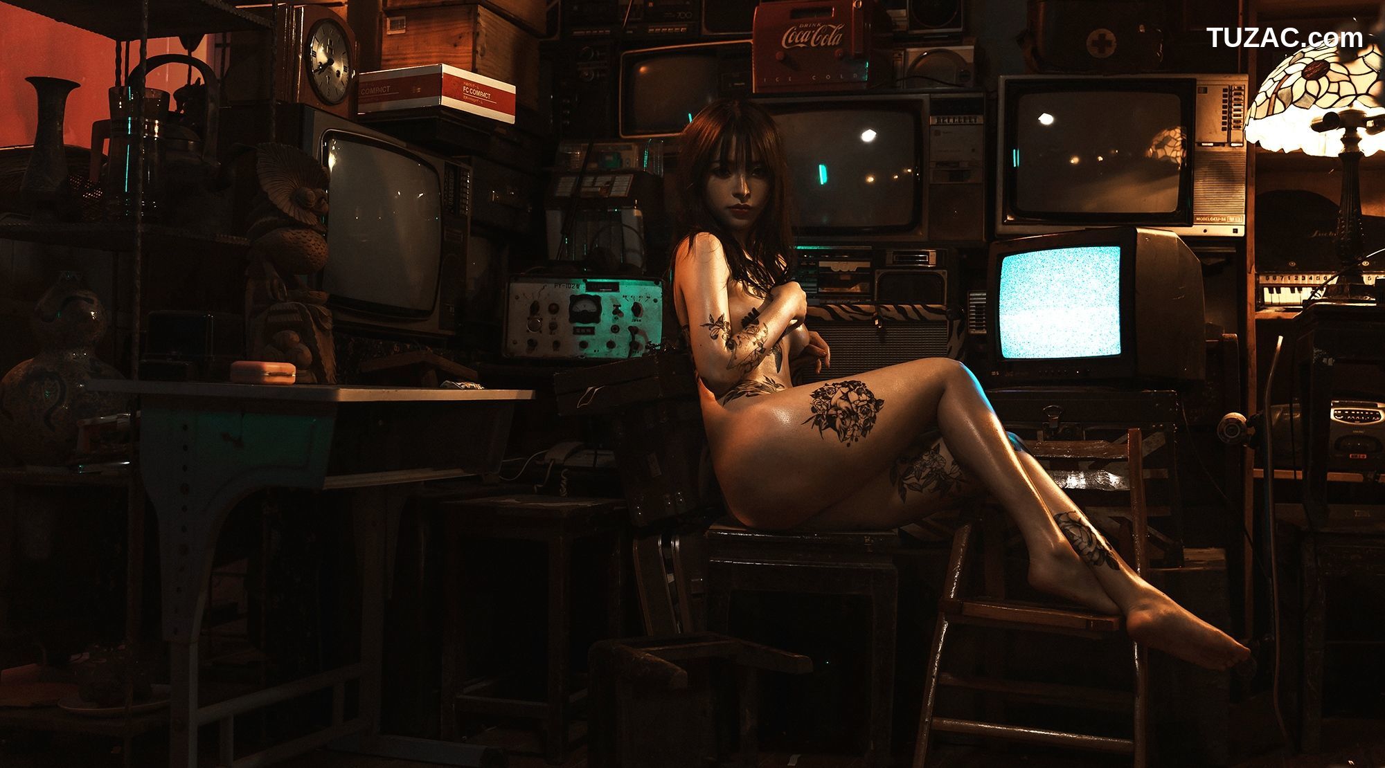 爆机少女喵小吉-古董店人偶