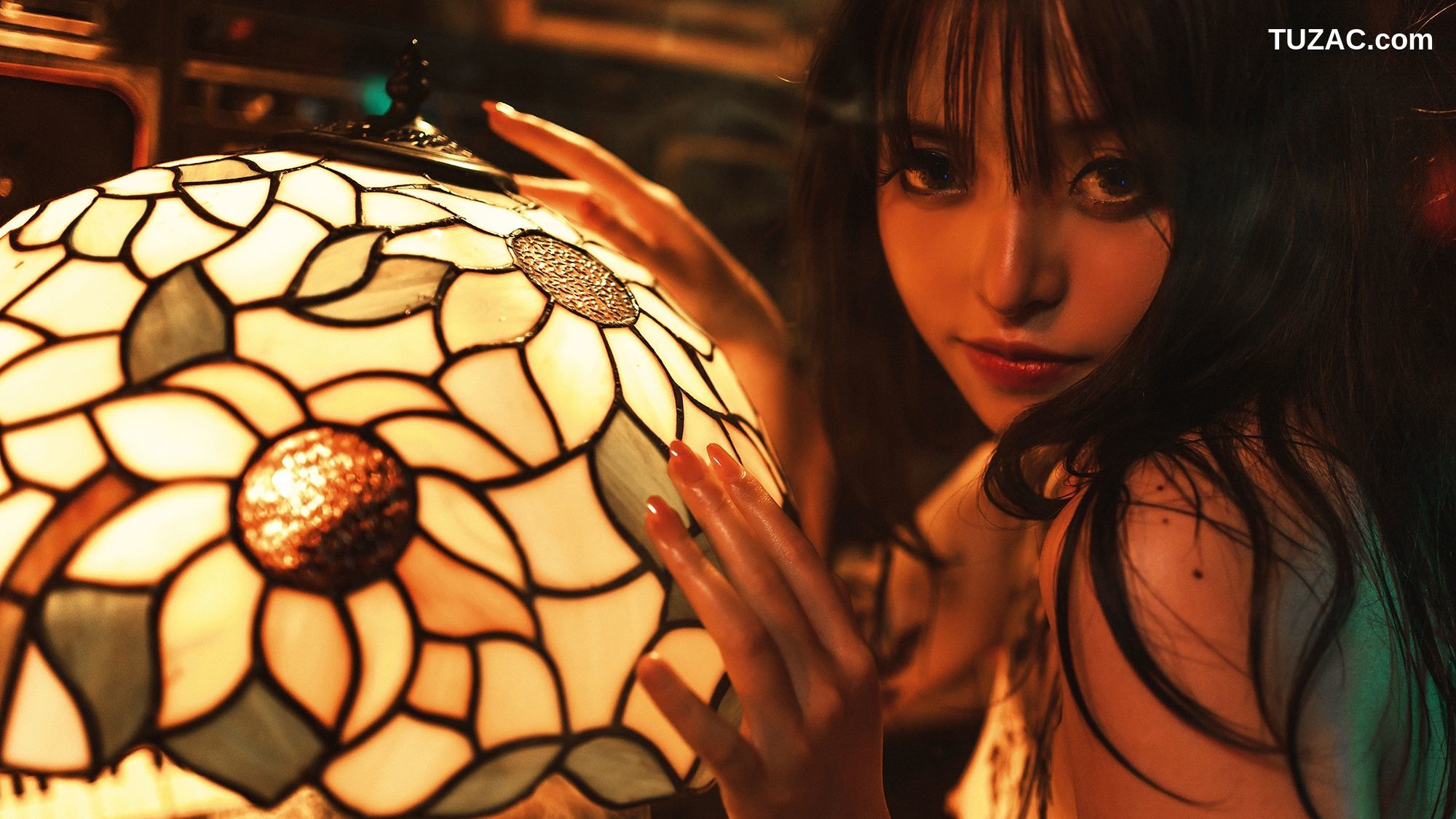 爆机少女喵小吉-古董店人偶