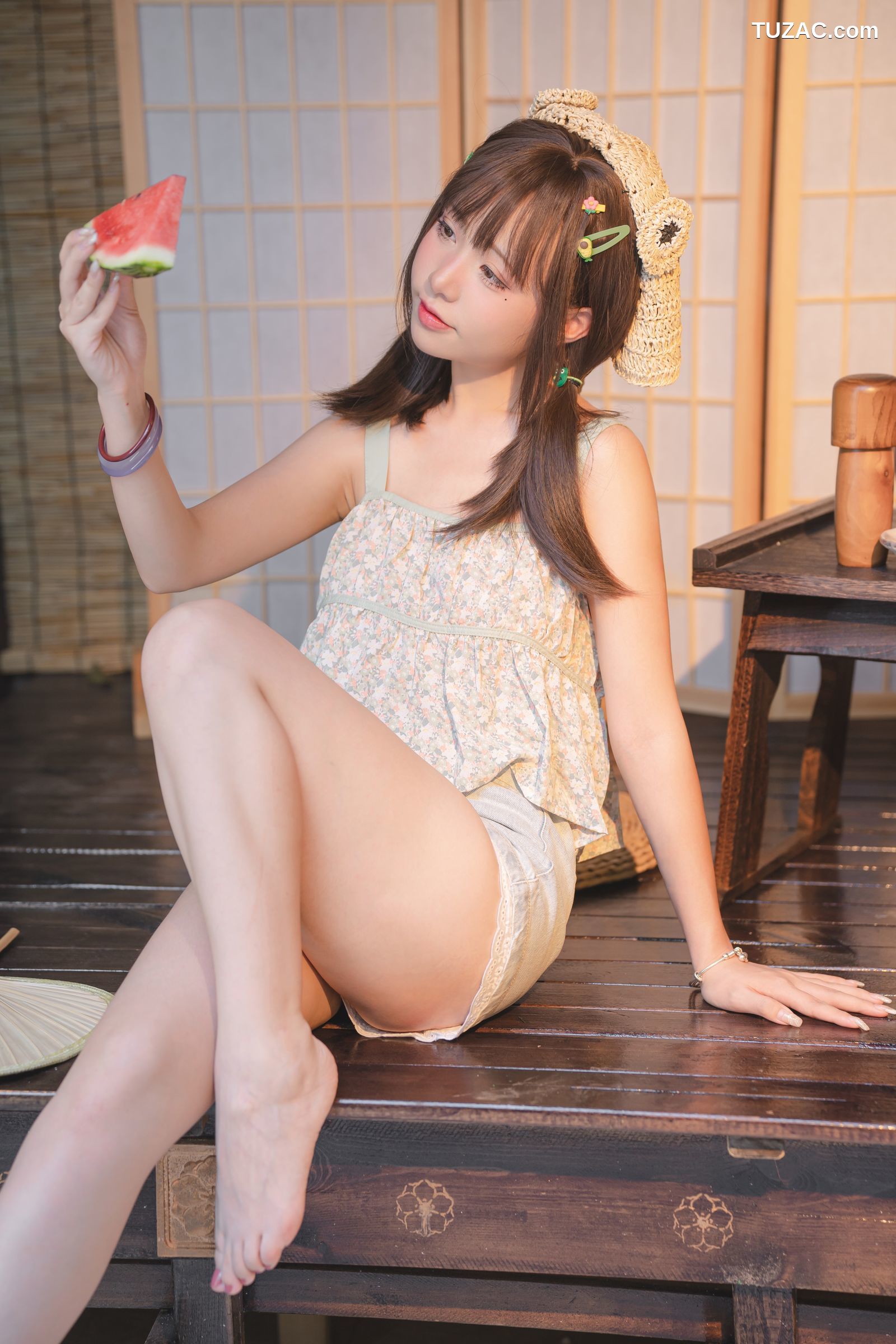 爆机少女喵小吉-小吉的小镇生活